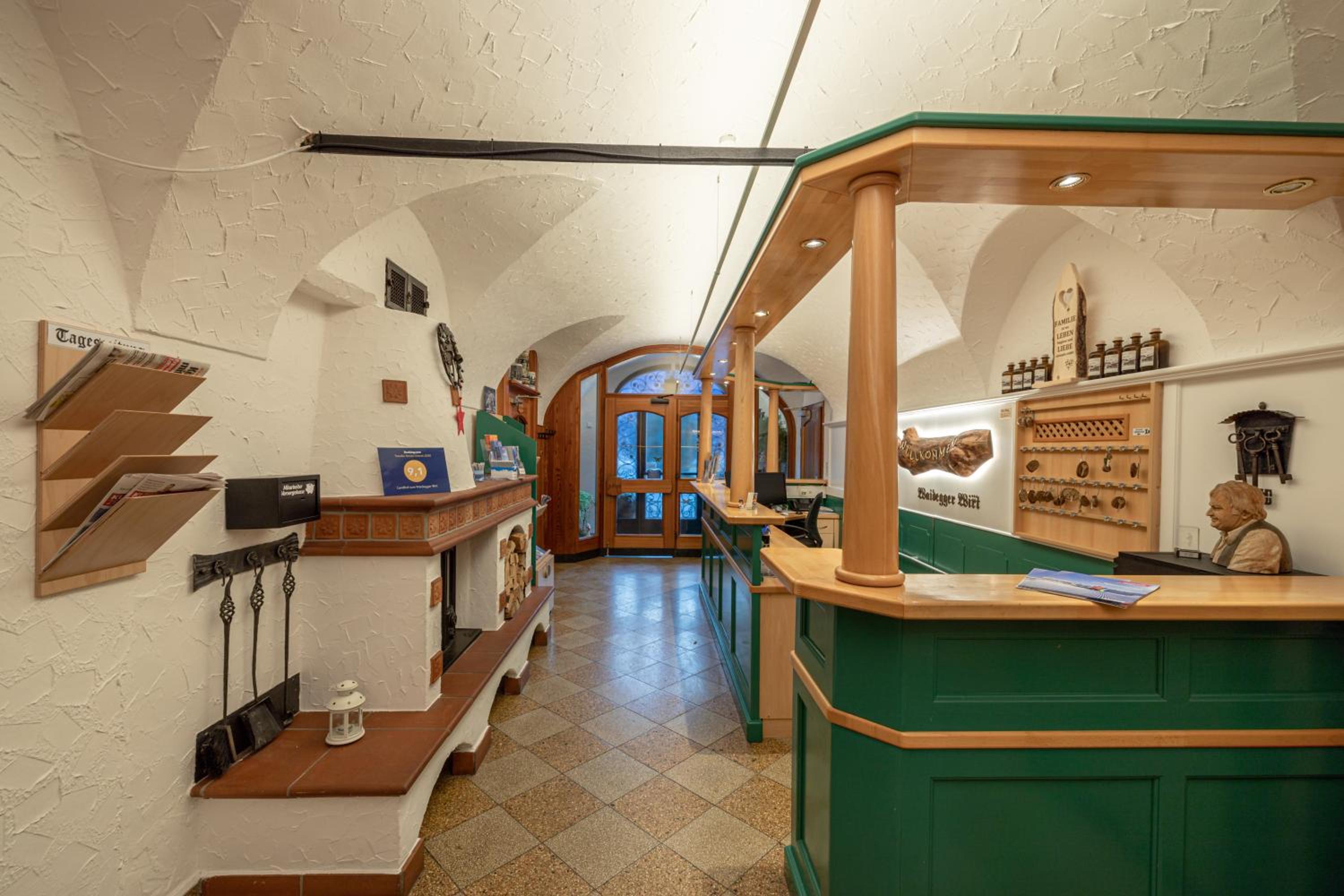 Landhof Waidegger Wirt - Hotel, Restaurant, Bar