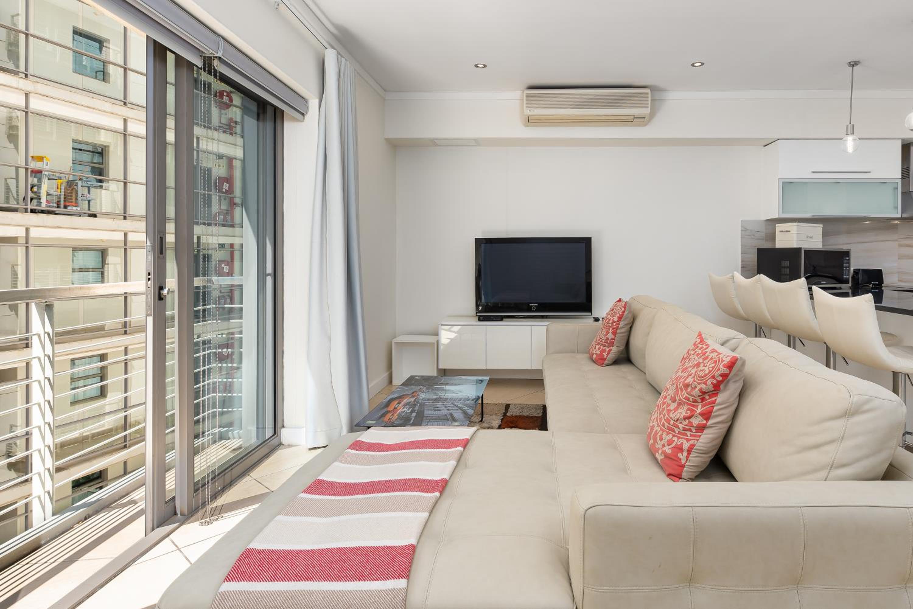 Icon Apartments