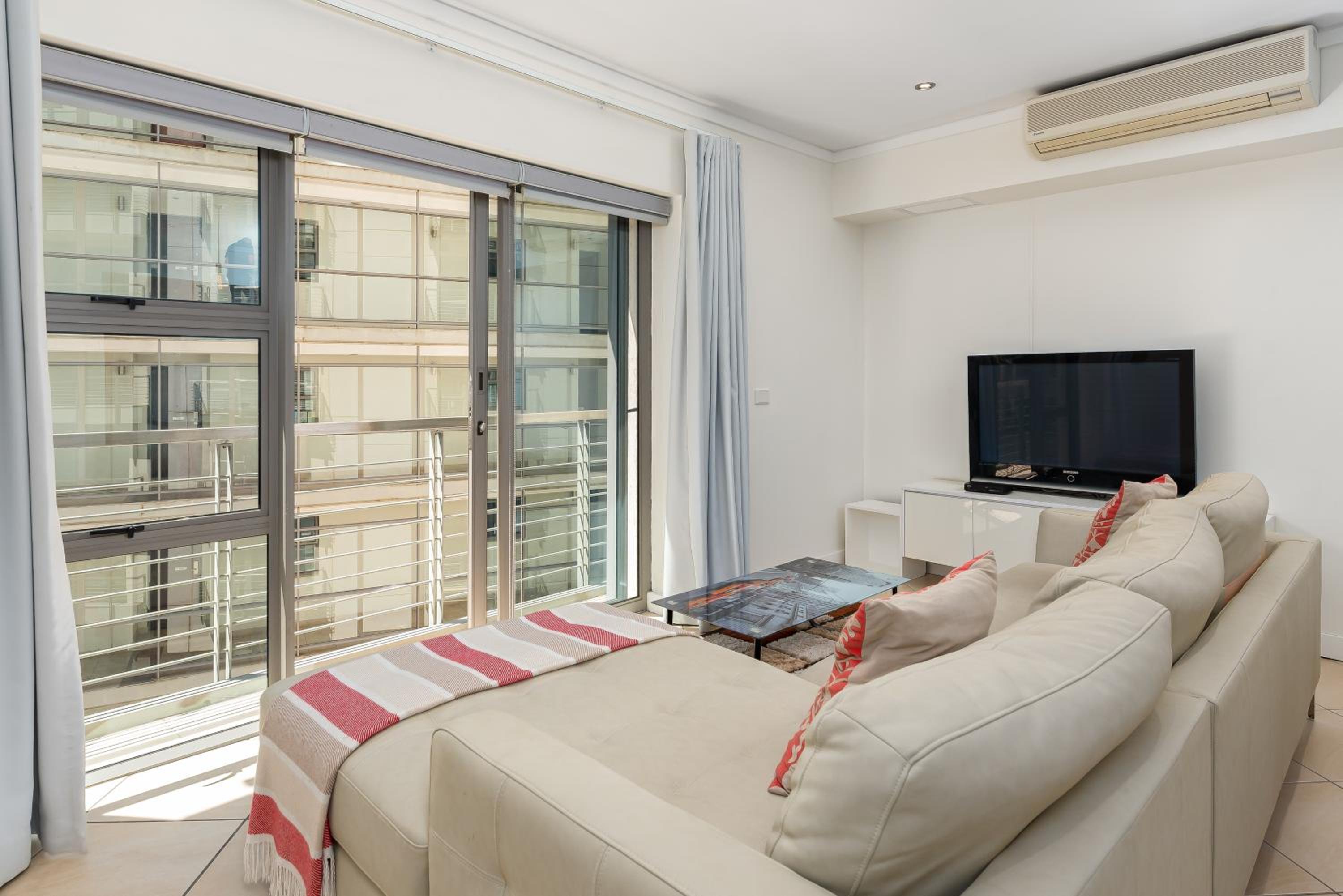 Icon Apartments