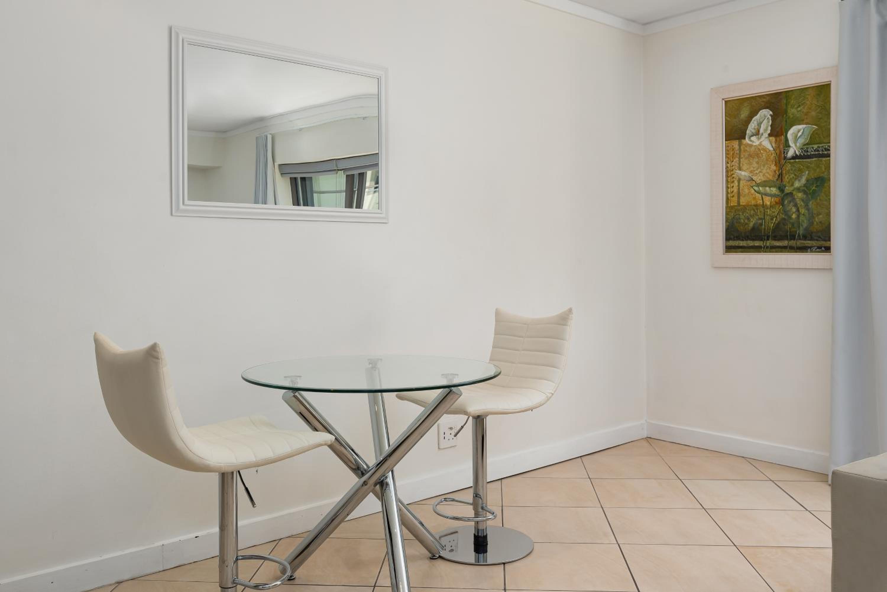 Icon Apartments