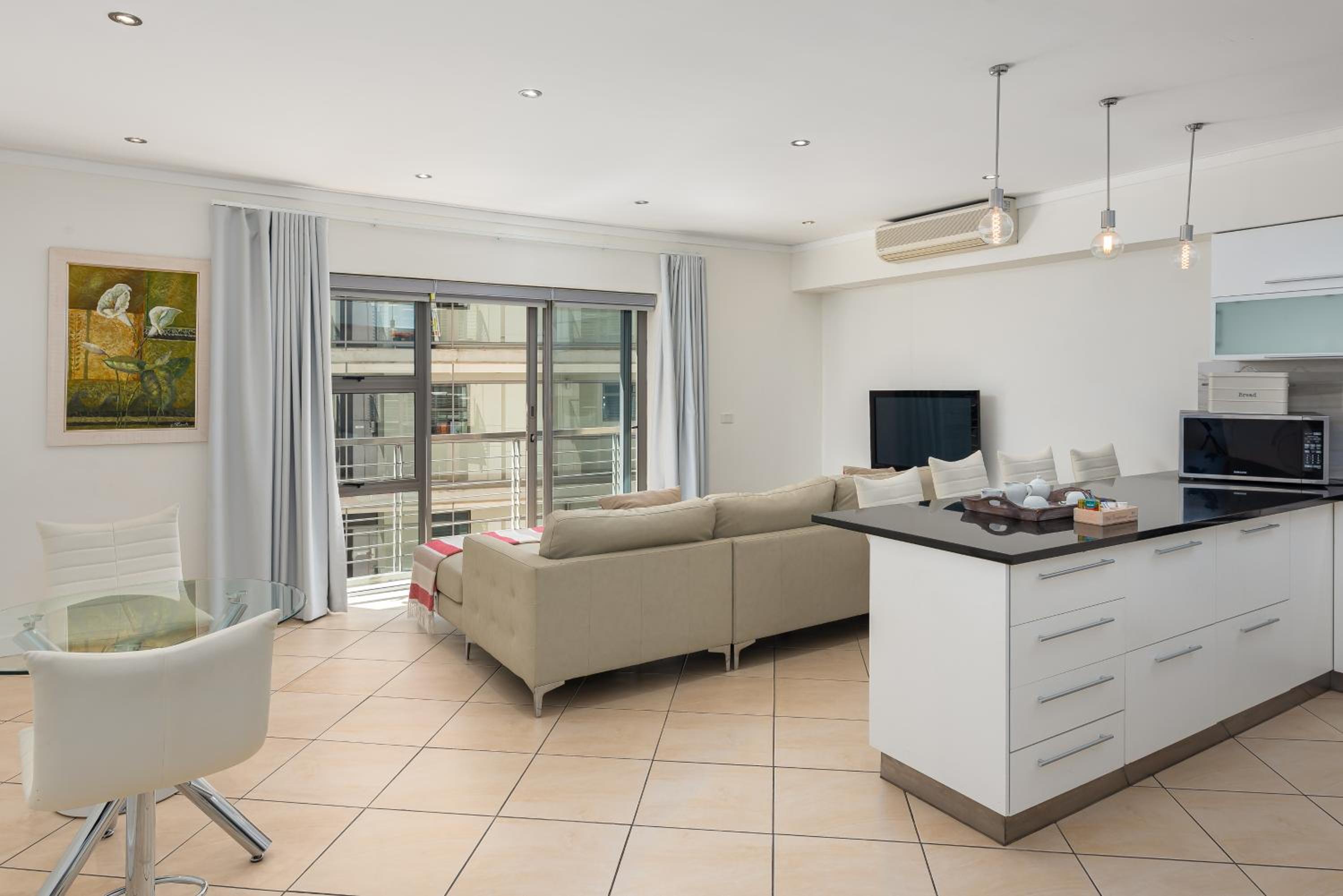 Icon Apartments