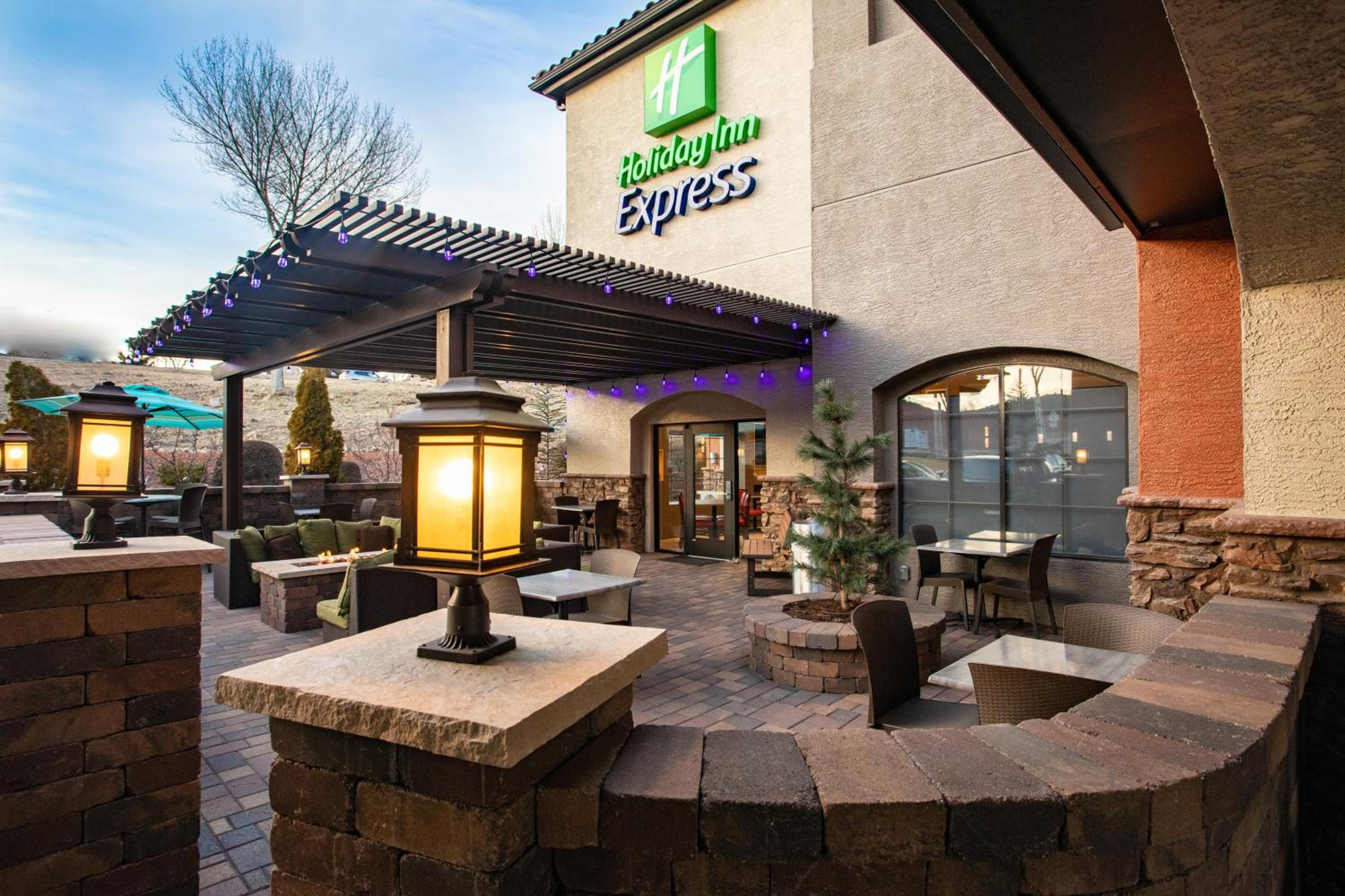 Prescott Valley Vacations - Holiday Inn Express Prescott, an IHG Hotel - Property Image 1
