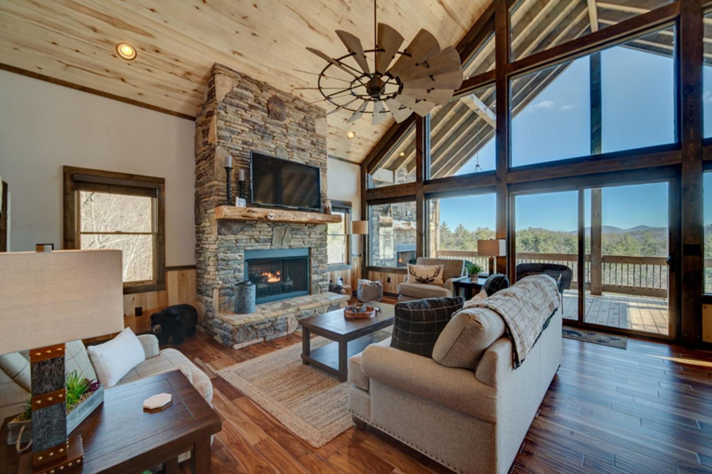 Bear Claw Cabin view 2