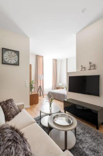 Luxury Apartment 60