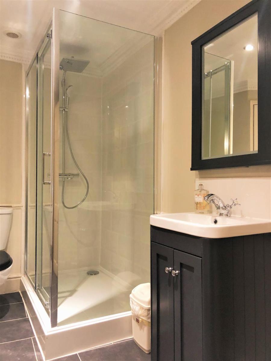 Ivory House - Stunning Central Townhouse view 3