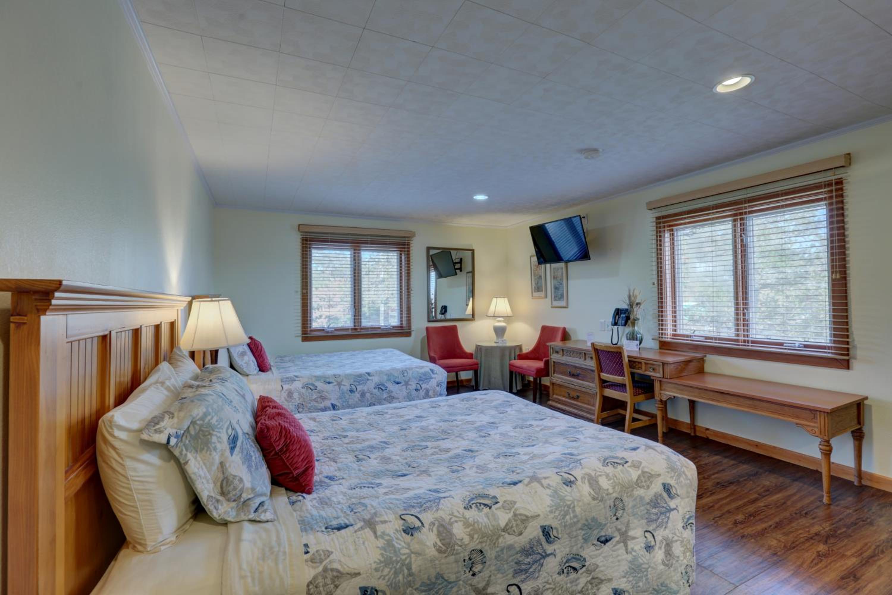 Cape Pines Motel