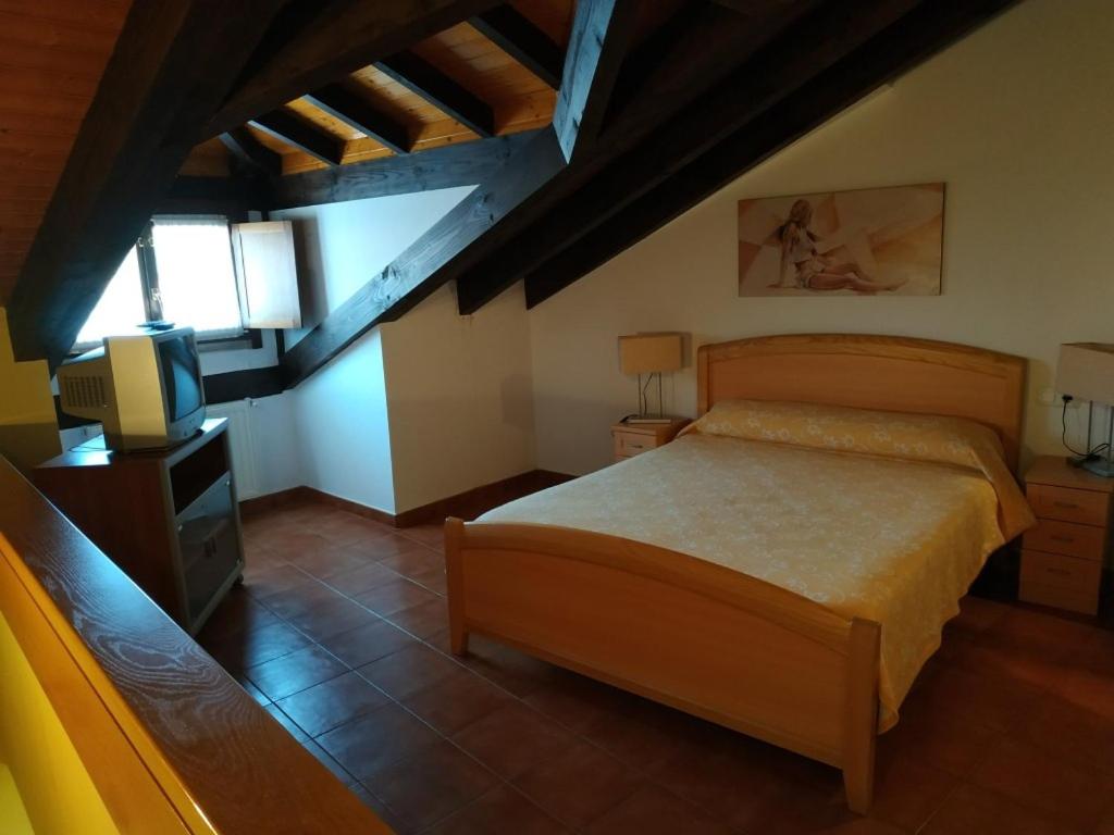 Photo 42