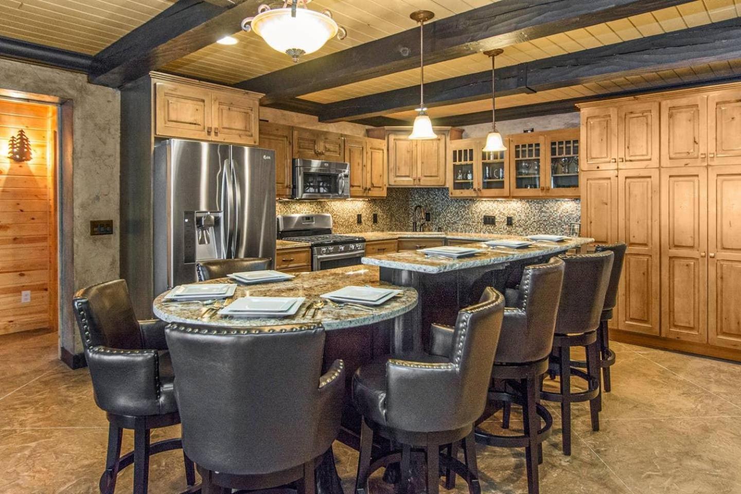 Spa Luxury in an Expansive Cabin Escape! view 5