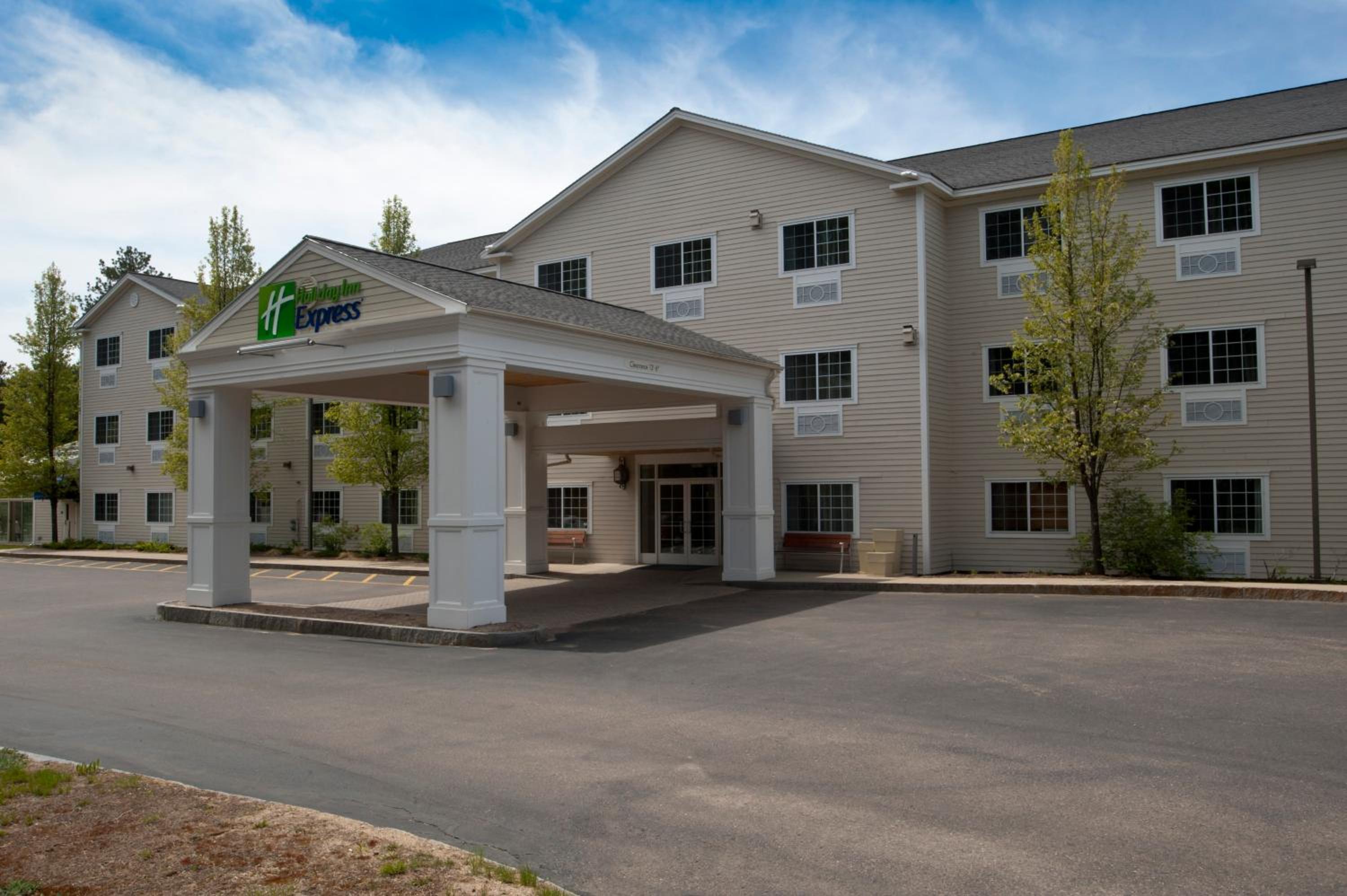 Hotel Holiday Inn Express Hotel & Suites North Conway, an IHG Hotel - Image 1