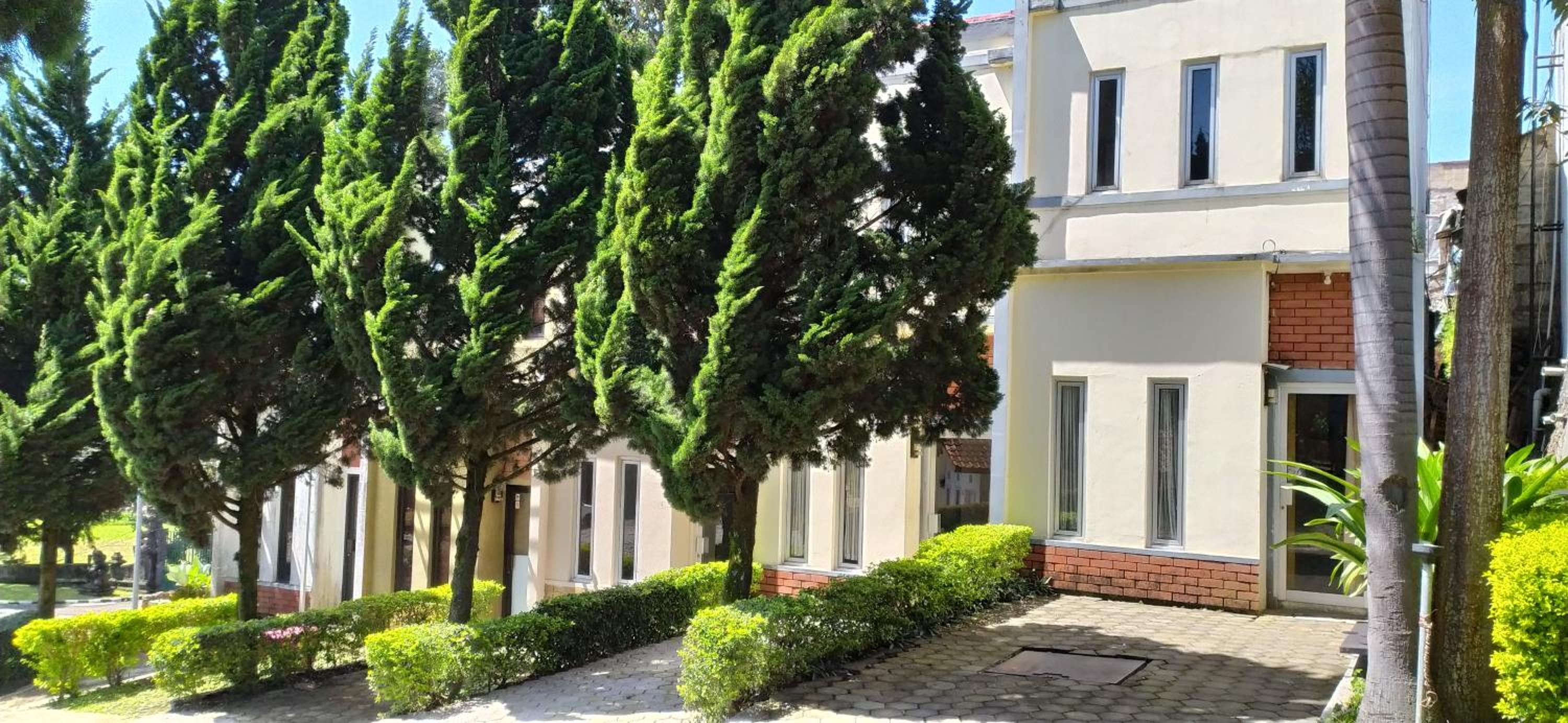 Villa Beverly view 2