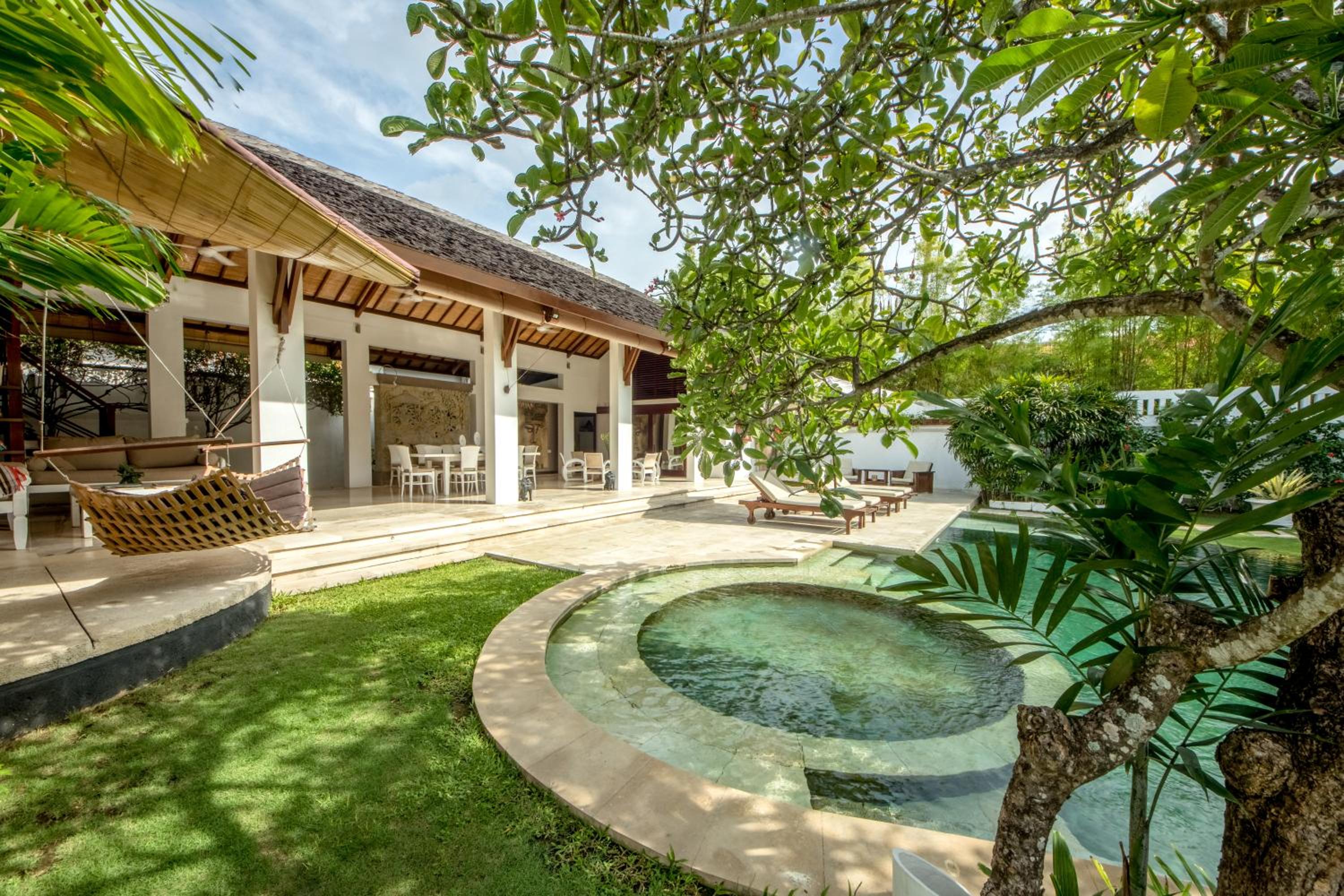 Villa Maharaj view 3