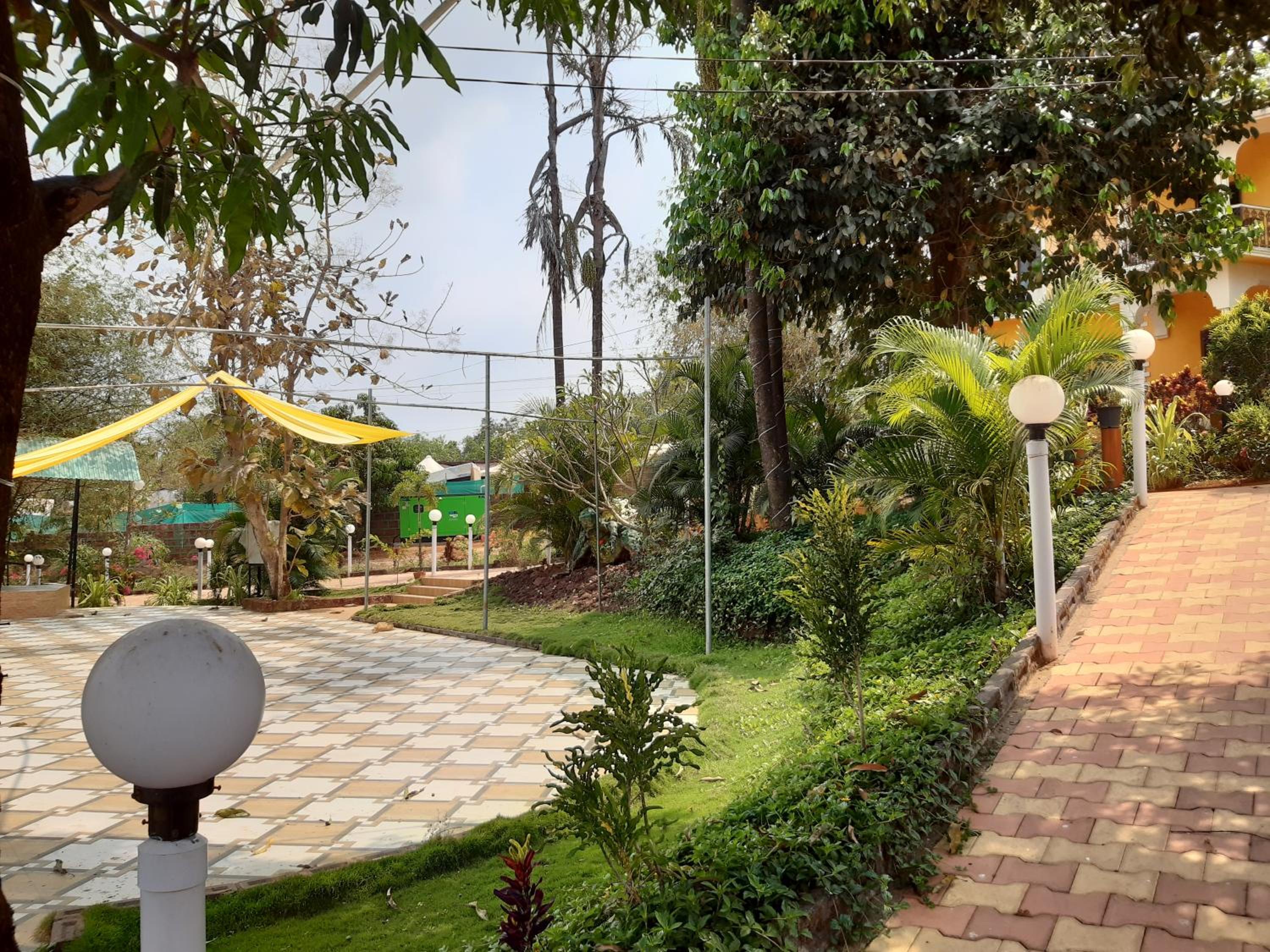 Cozywoods Hill Resort view 5