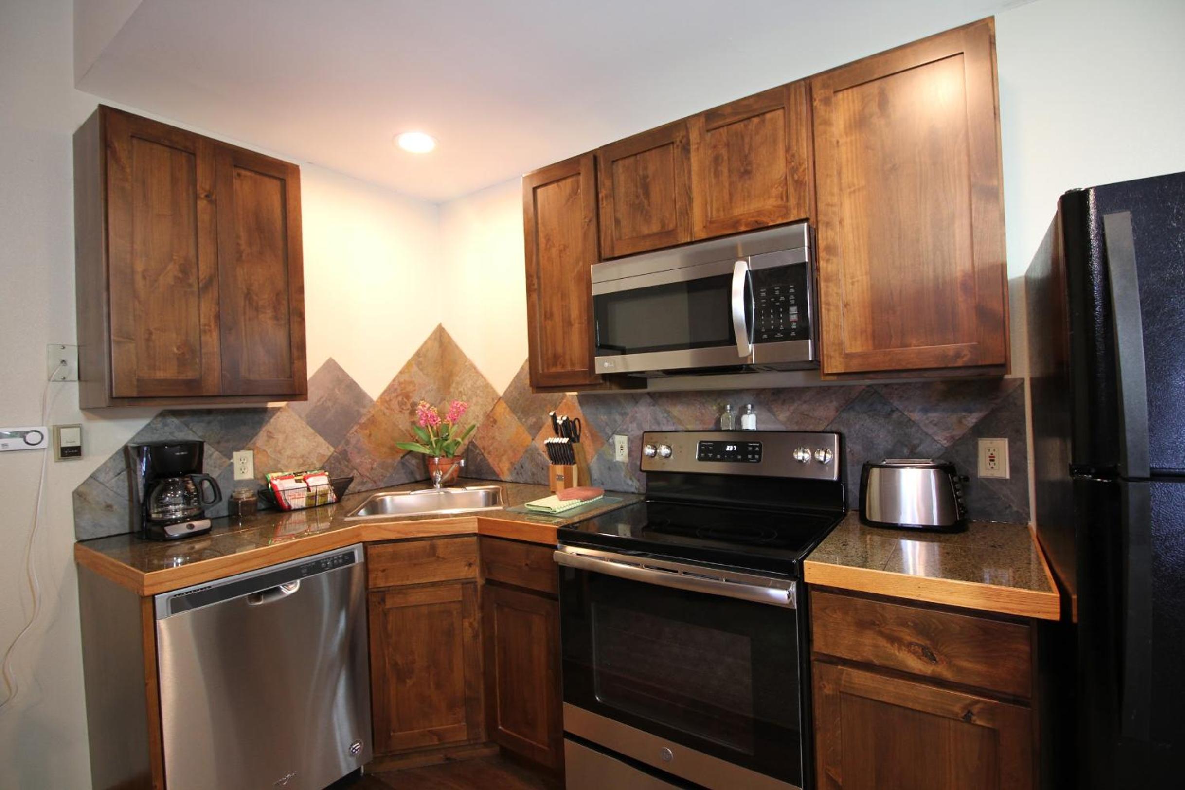 Woodlands on Fall River - Property Image 3