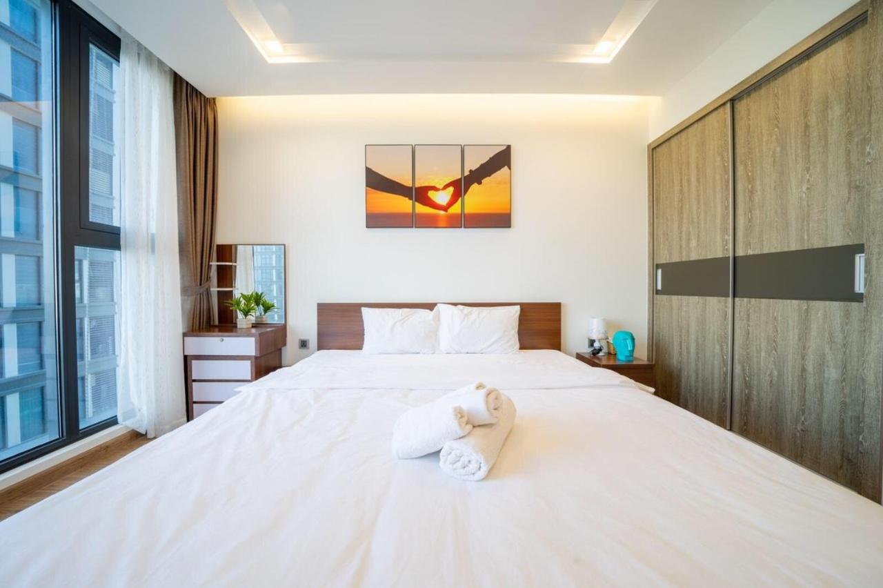 BOM HOMES- VINHOMES METROPOLIS-Service Apartment