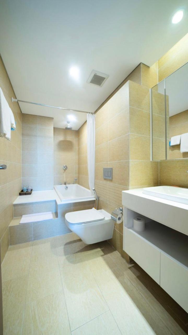 BOM HOMES- VINHOMES METROPOLIS-Service Apartment