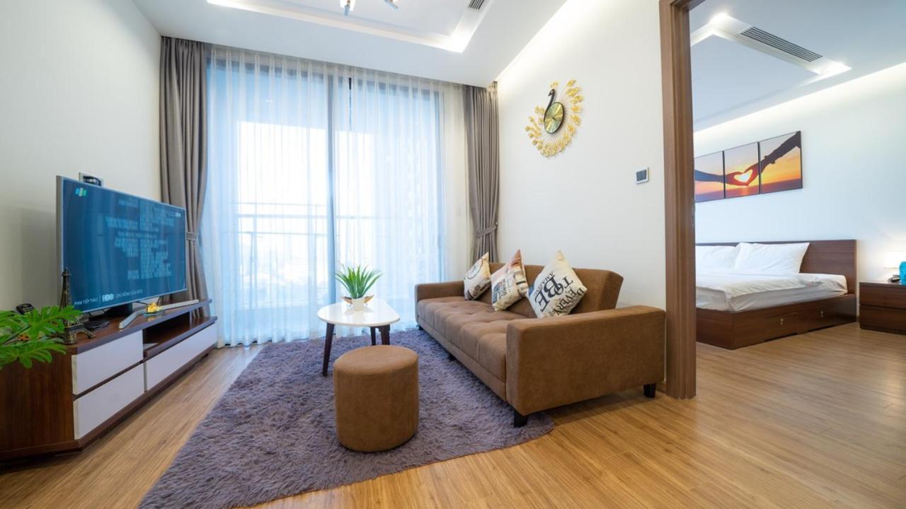 BOM HOMES- VINHOMES METROPOLIS-Service Apartment