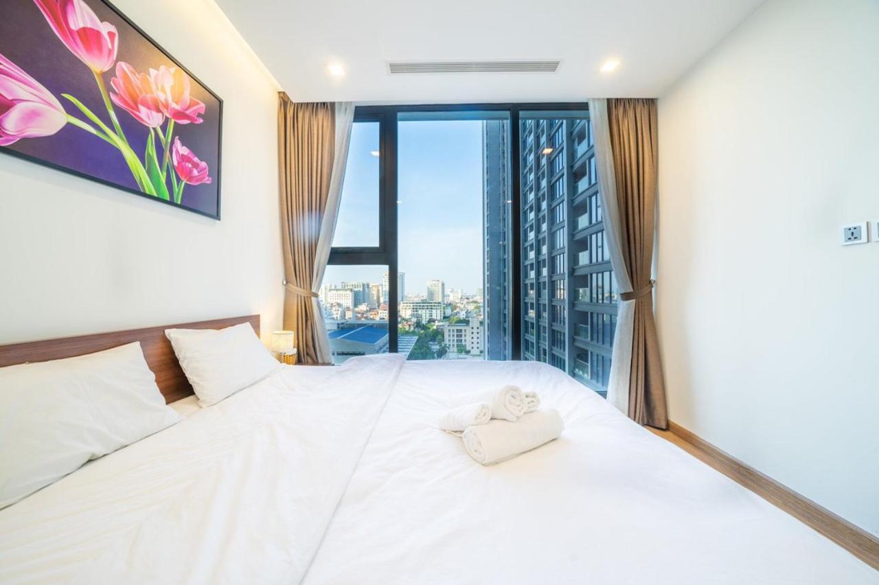 BOM HOMES- VINHOMES METROPOLIS-Service Apartment