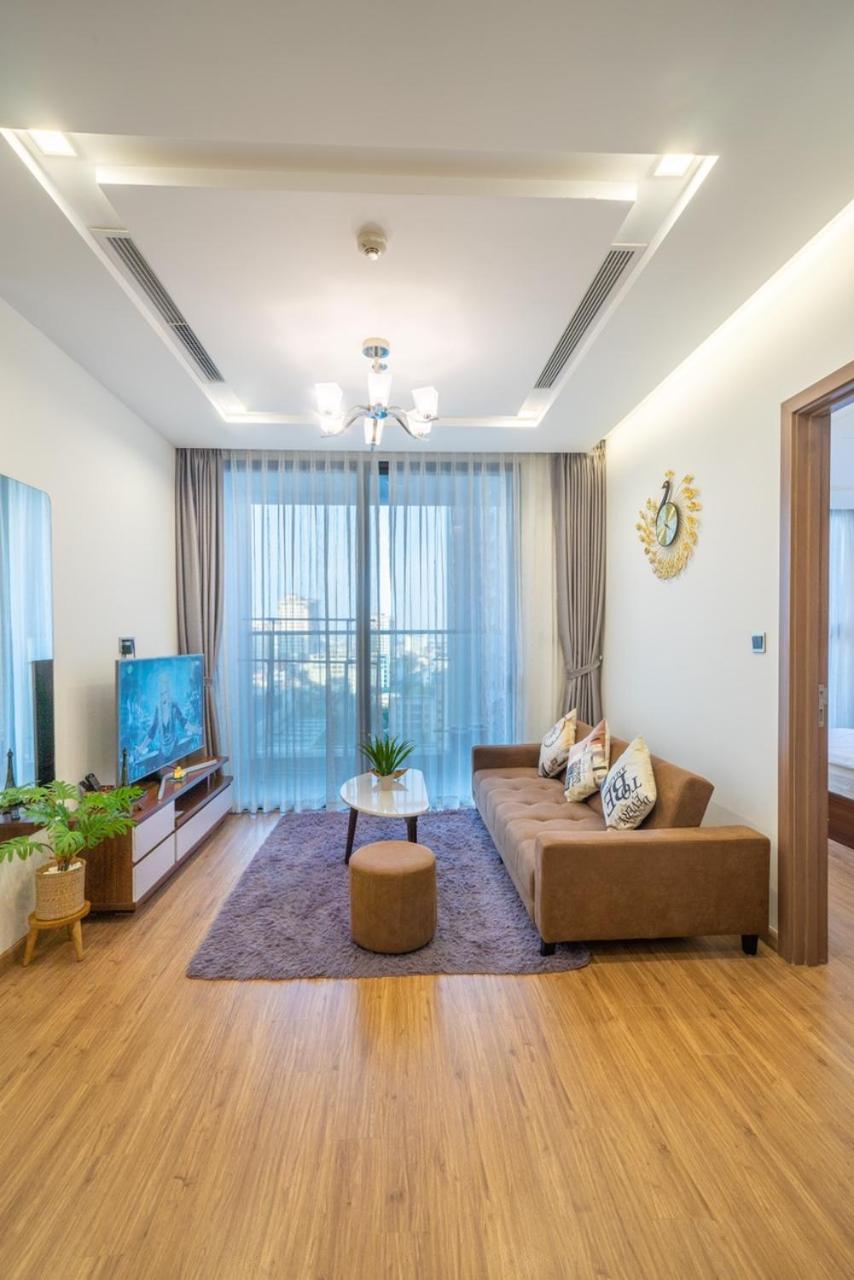 BOM HOMES- VINHOMES METROPOLIS-Service Apartment