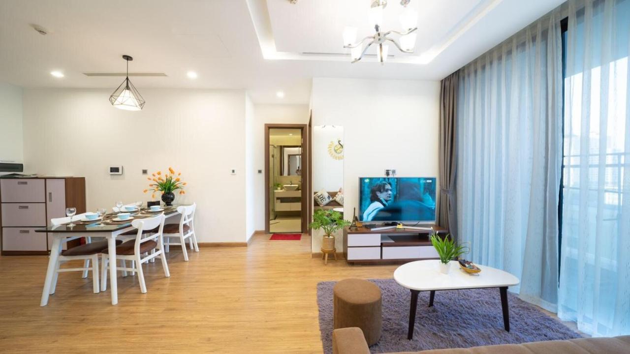 BOM HOMES- VINHOMES METROPOLIS-Service Apartment