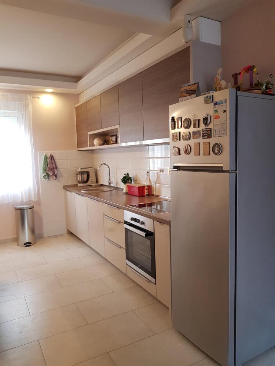 Modern Apartment Doris