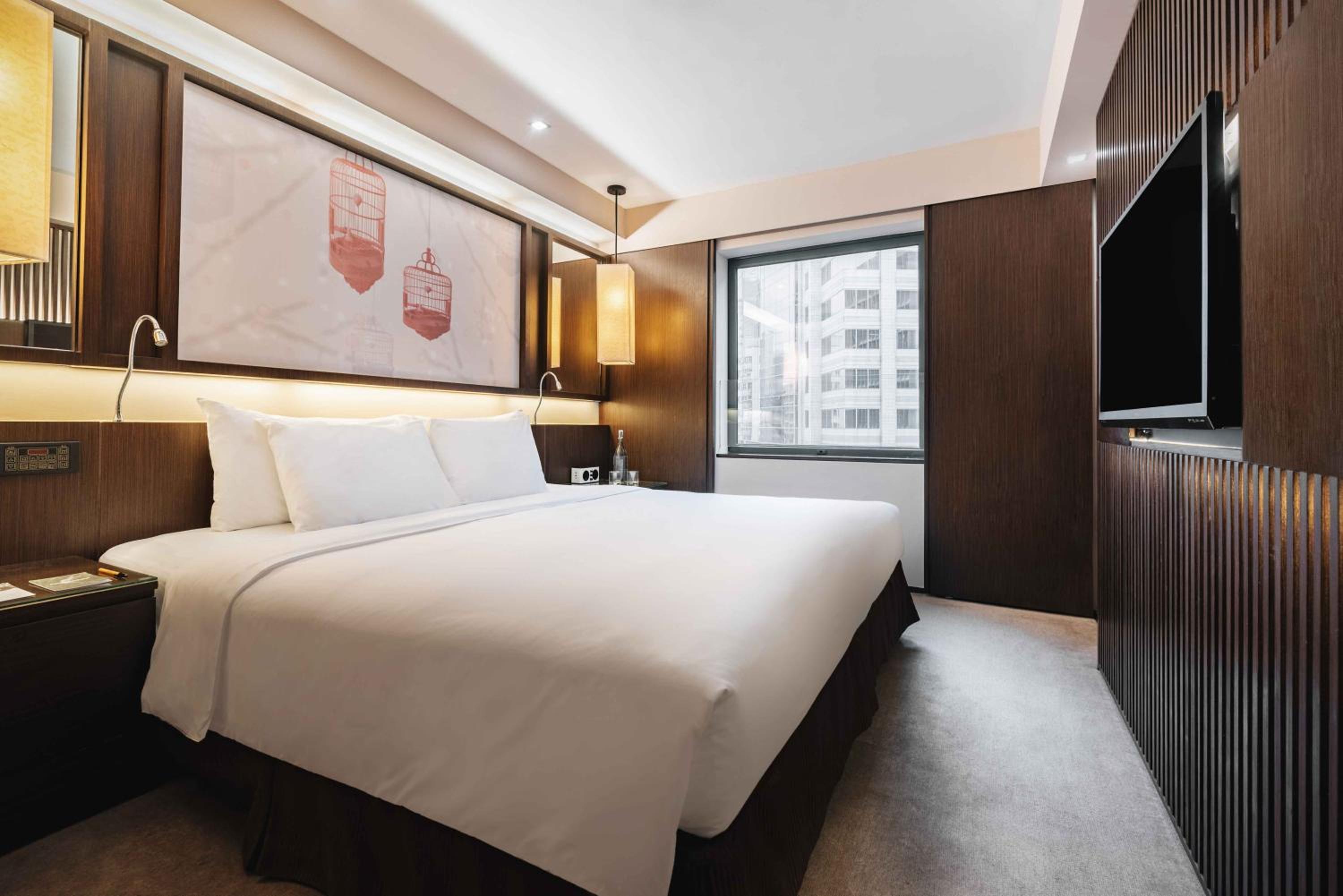Eaton HK - Langham Hospitality Group