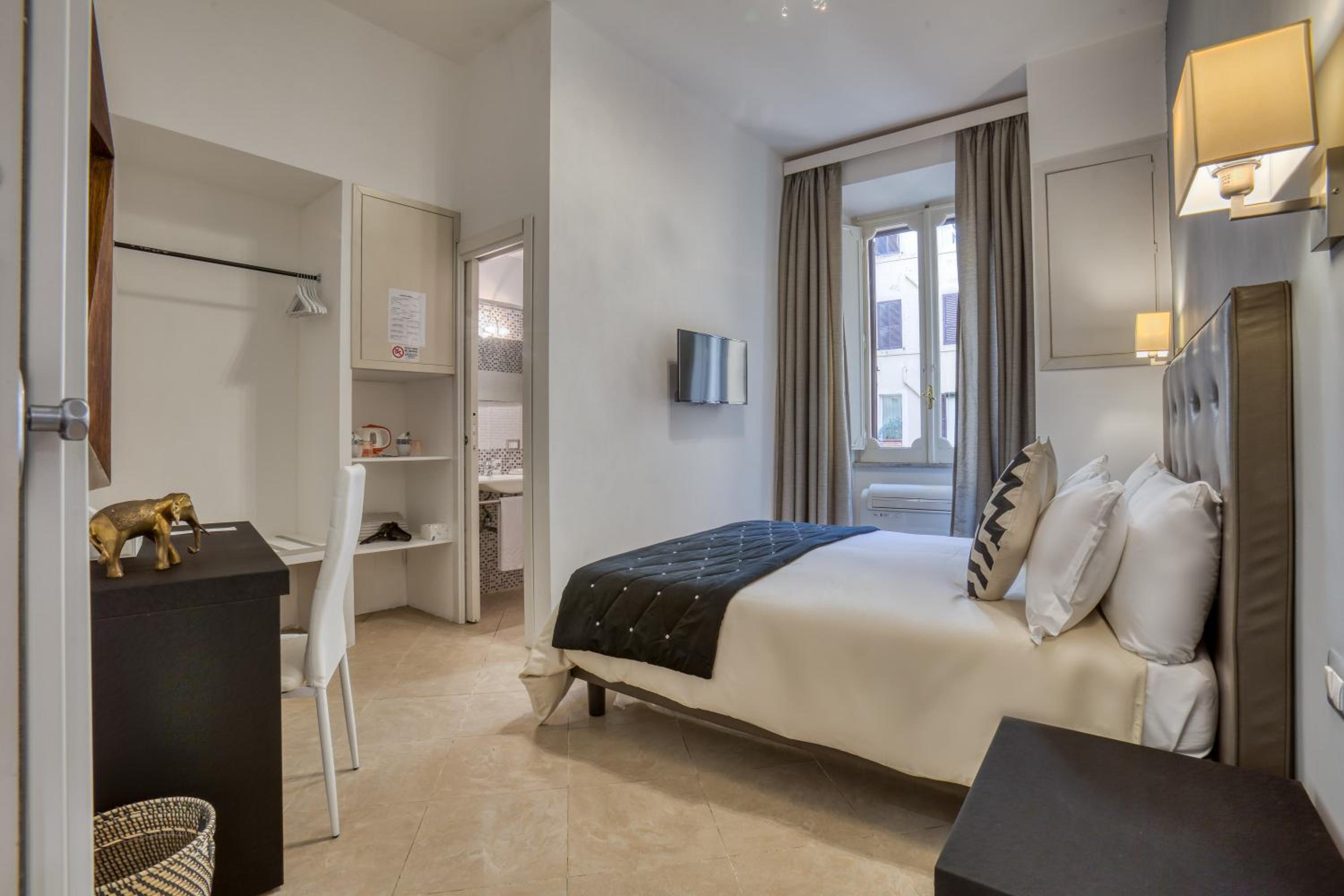 Ada Rooms