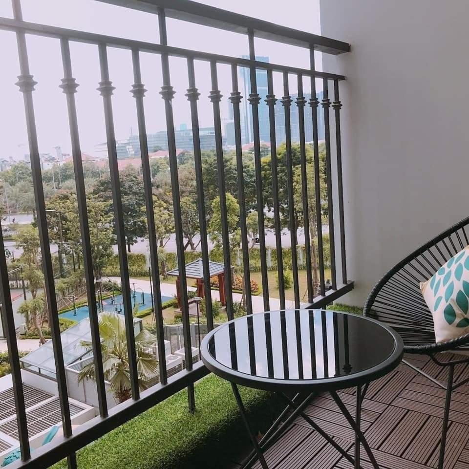 BOM HOMES- VINHOMES GREENBAY- Service Apartment