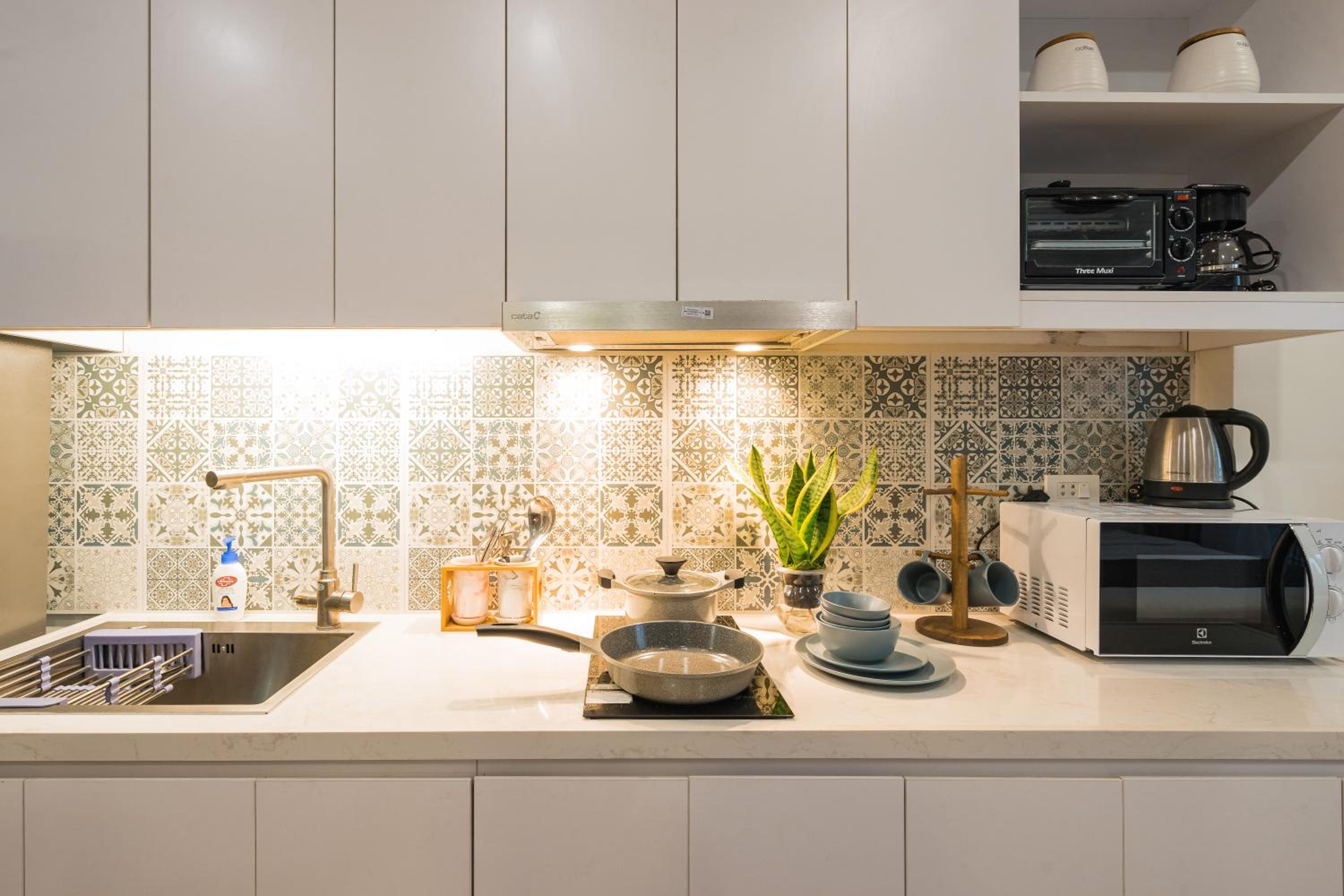 BOM HOMES- VINHOMES GREENBAY- Service Apartment