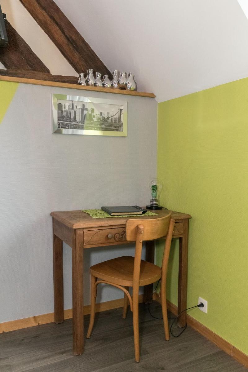 Photo 25
