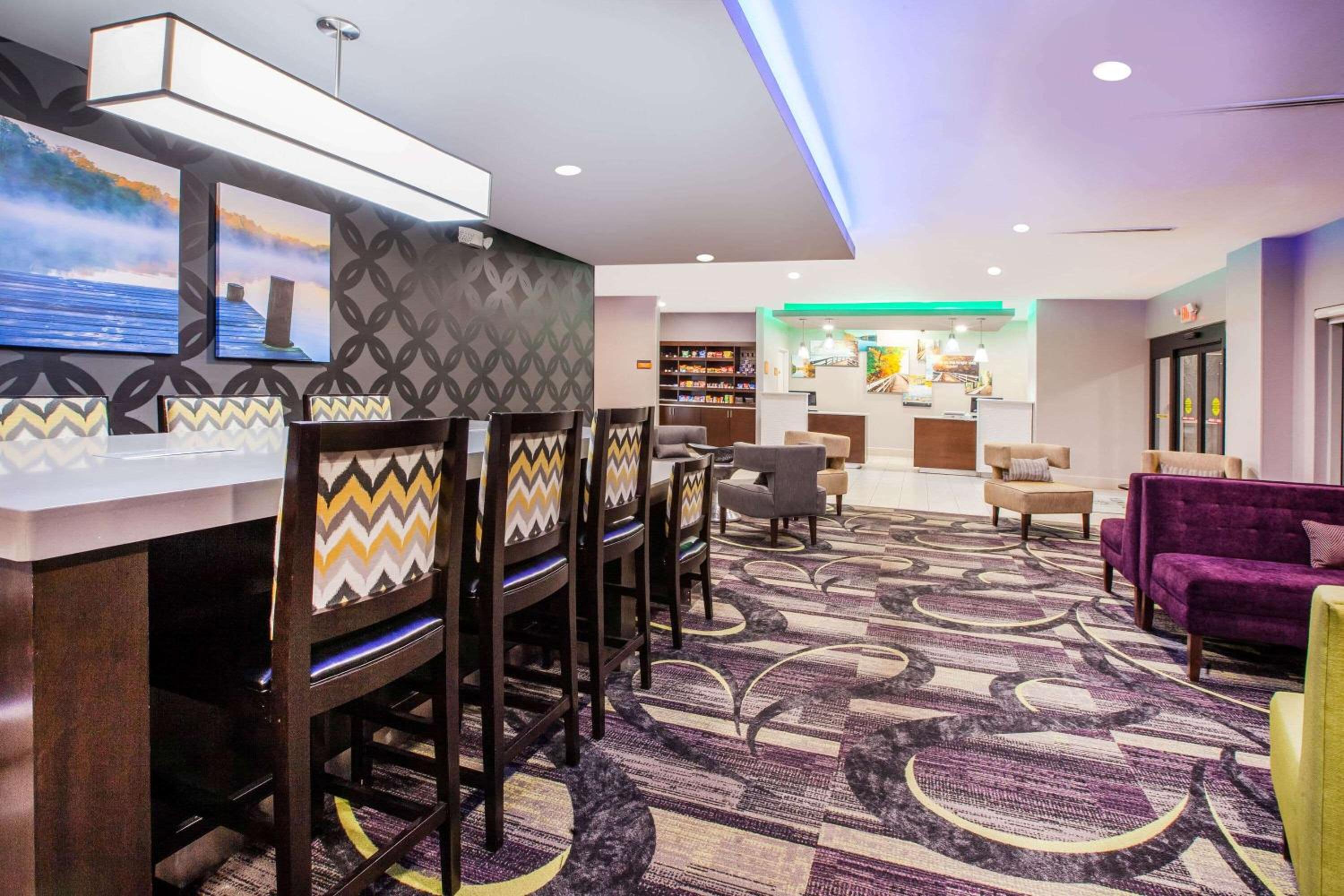 La Quinta Inn and Suites by Wyndham Elkhart, Bilde 15
