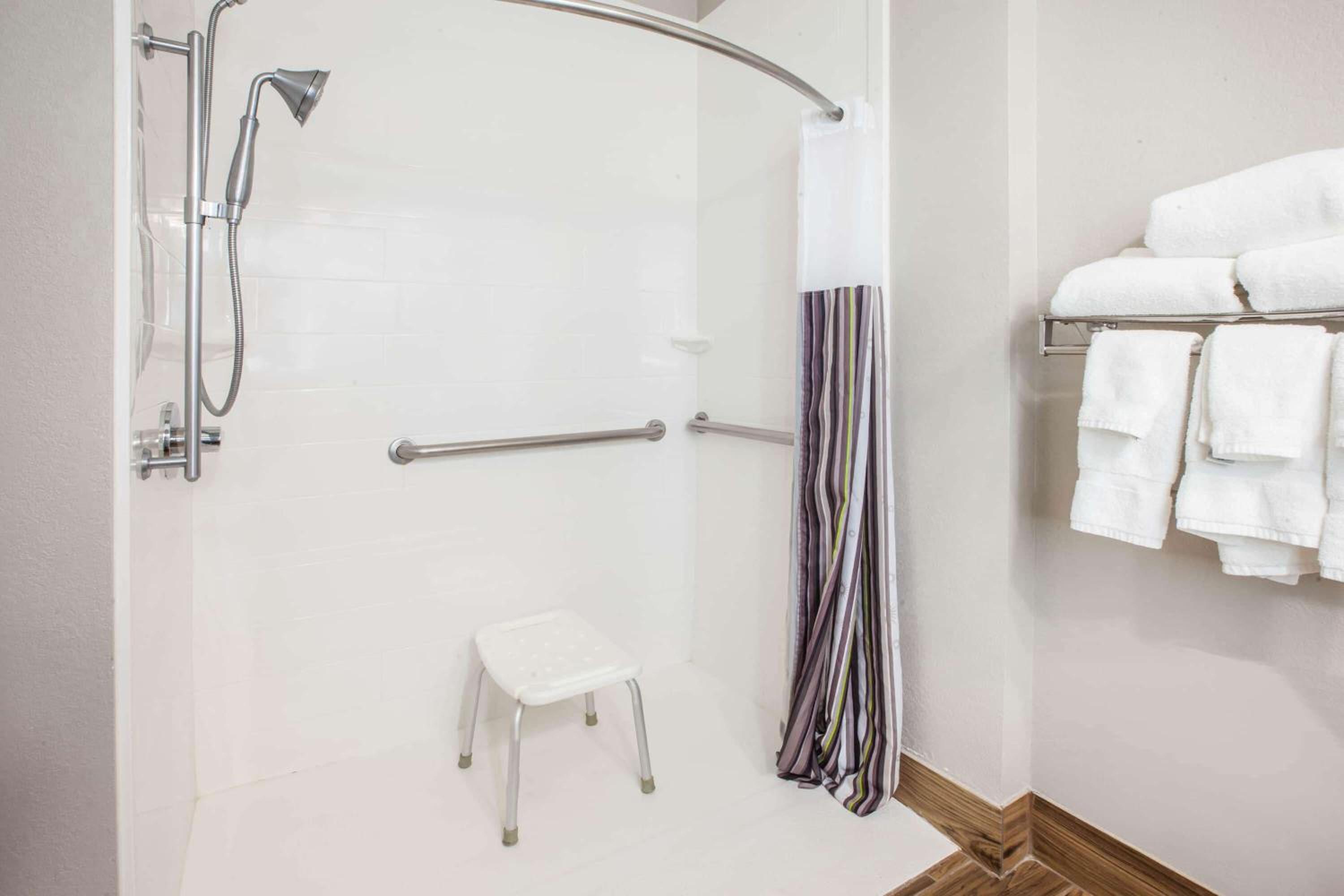 La Quinta Inn and Suites by Wyndham Elkhart, Bilde 10