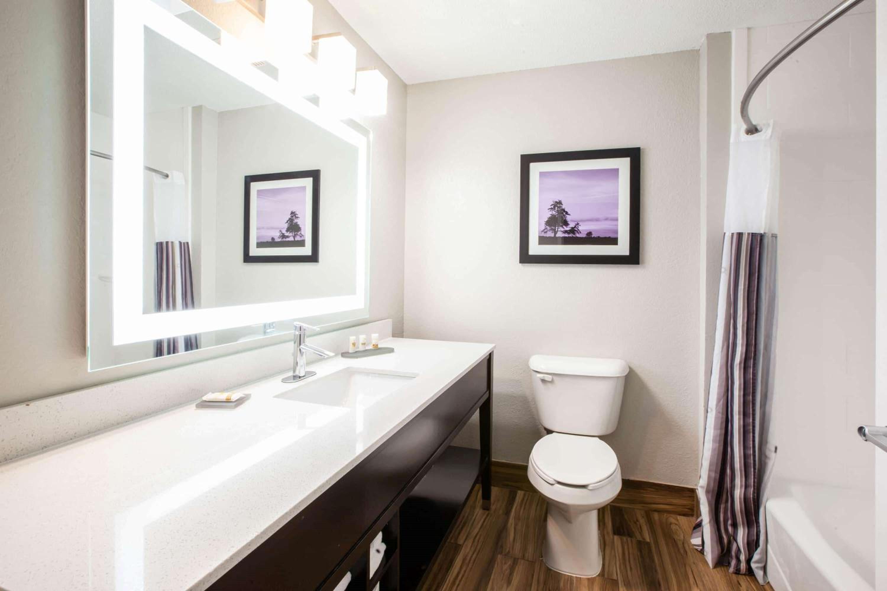 La Quinta Inn and Suites by Wyndham Elkhart, Bilde 21