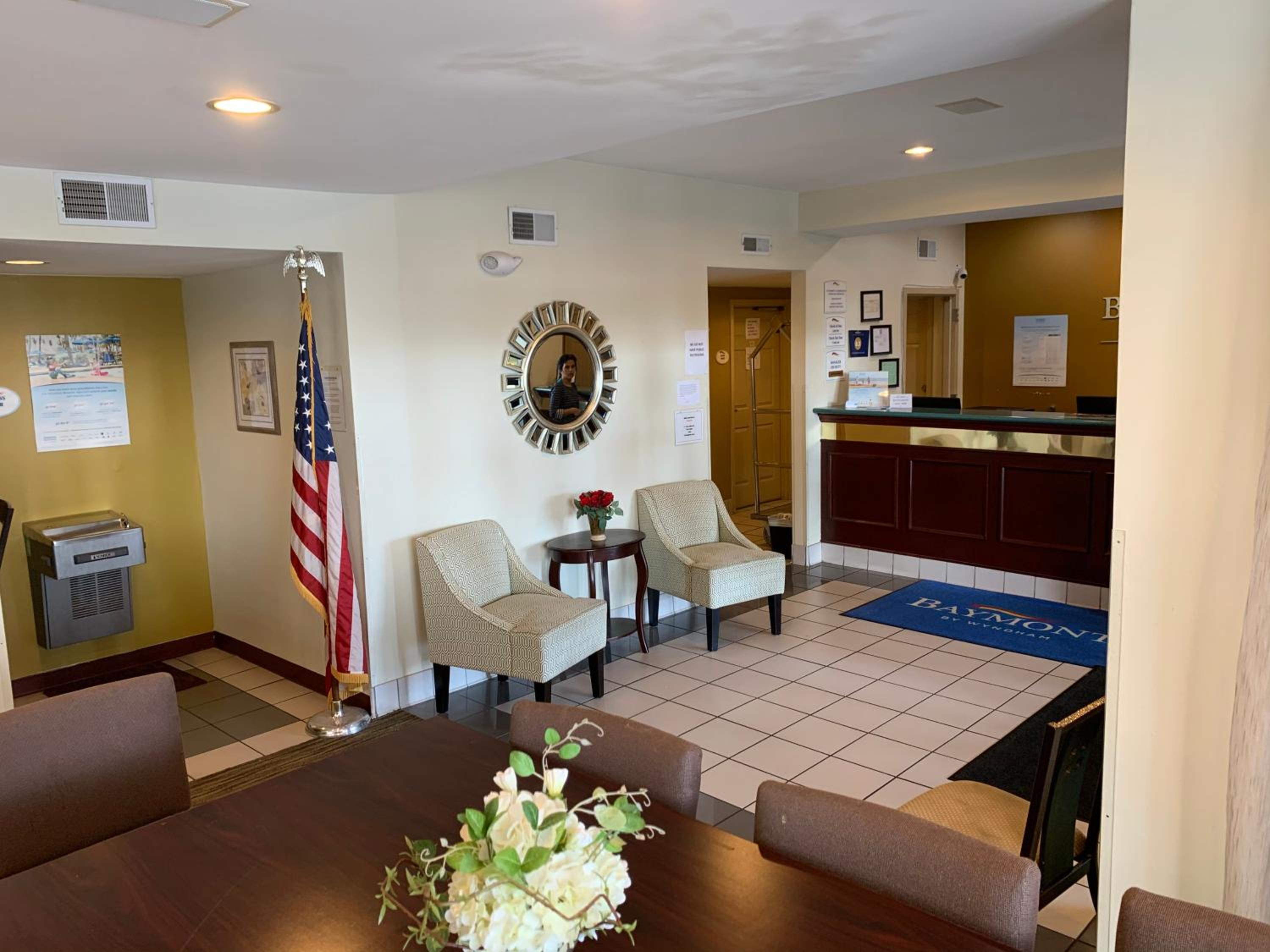 Cave City Vacations - Baymont by Wyndham Cave City - Property Image 6