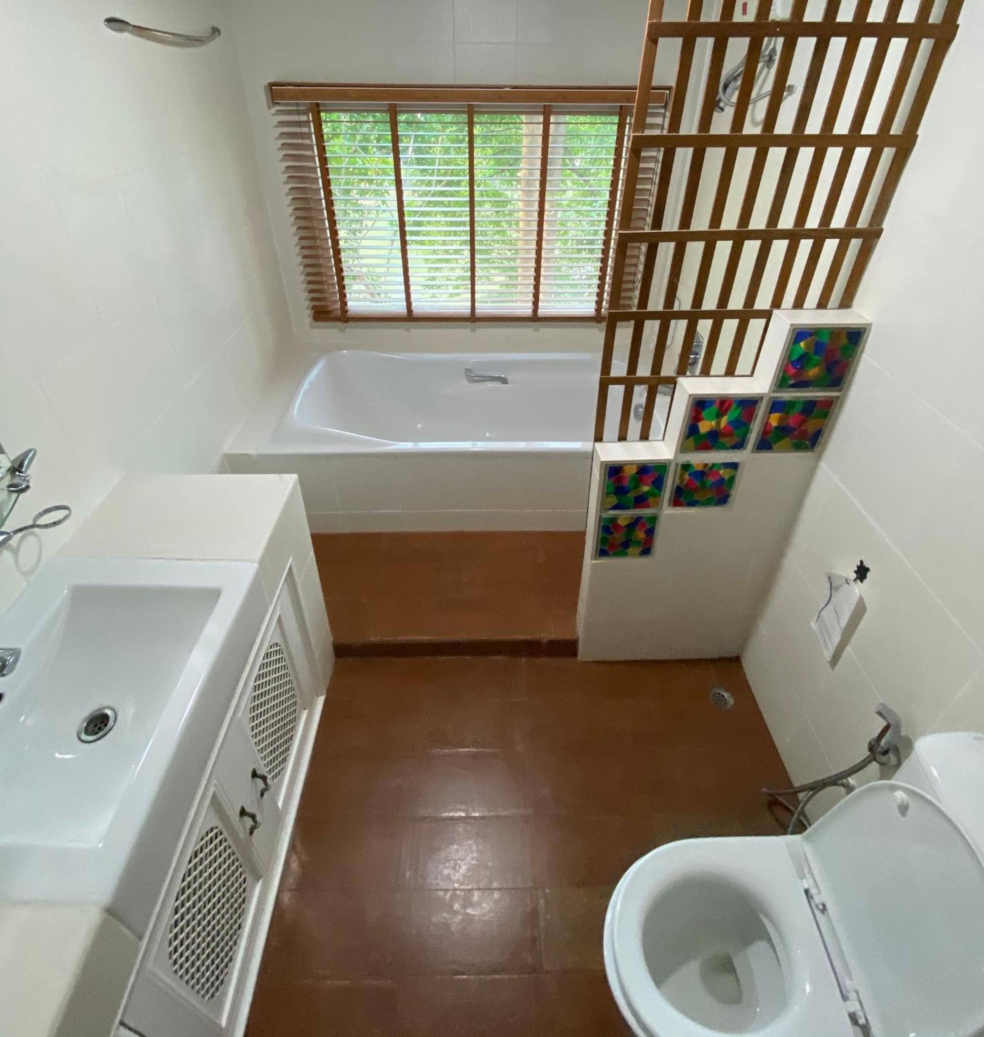 Saiyok River House