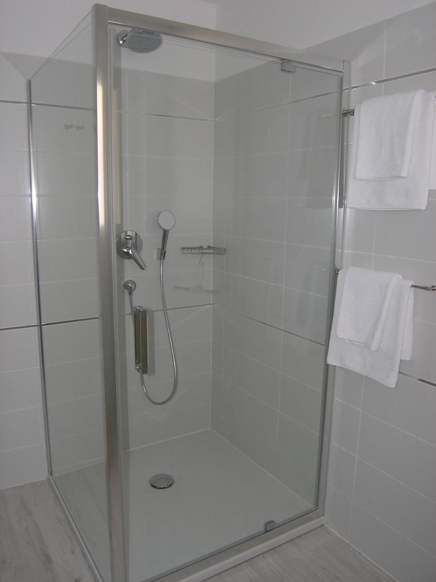 Photo 52