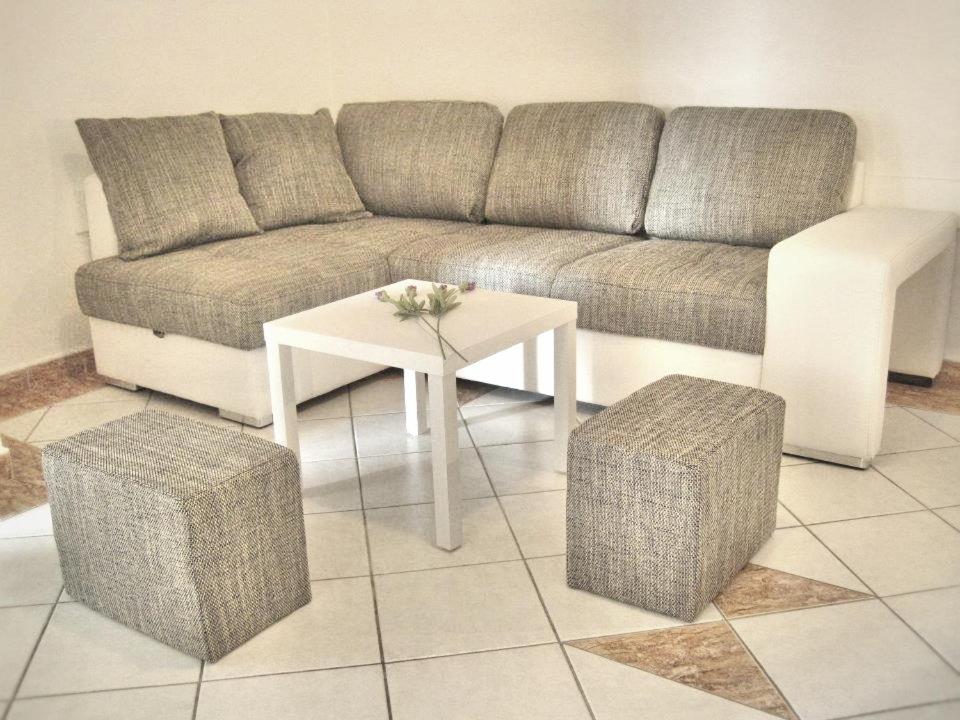 Apartments Mare view 2