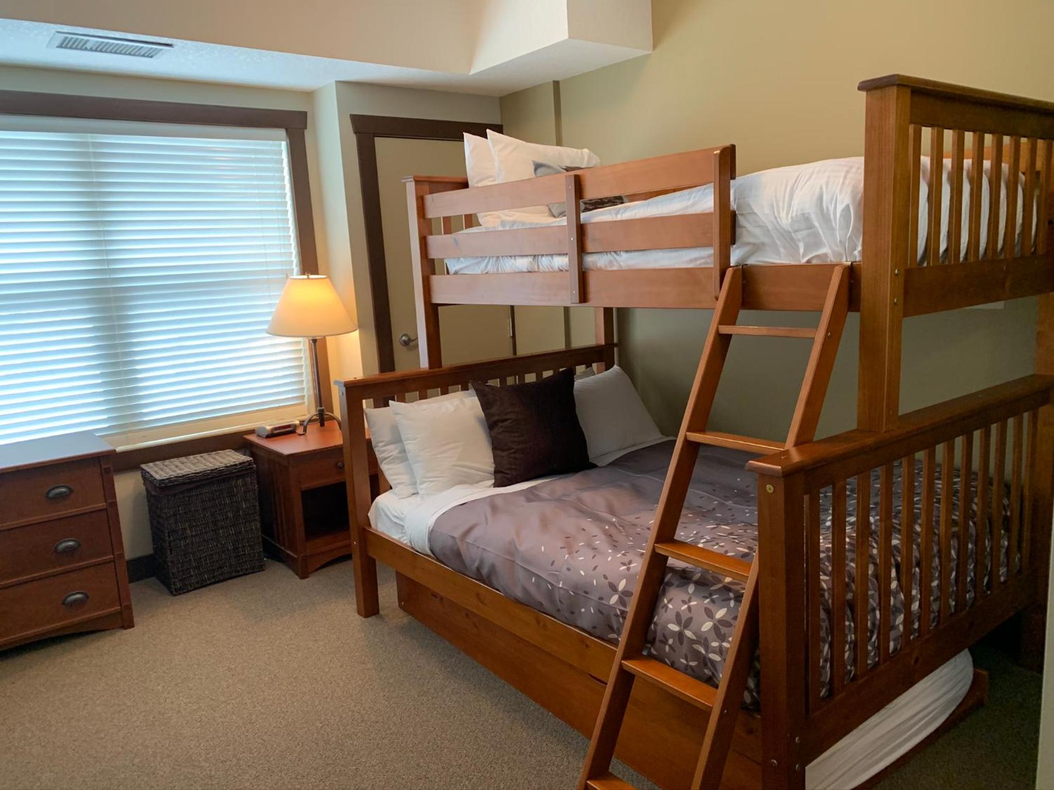 Silver Rock Condominiums by Fernie Central Reservations