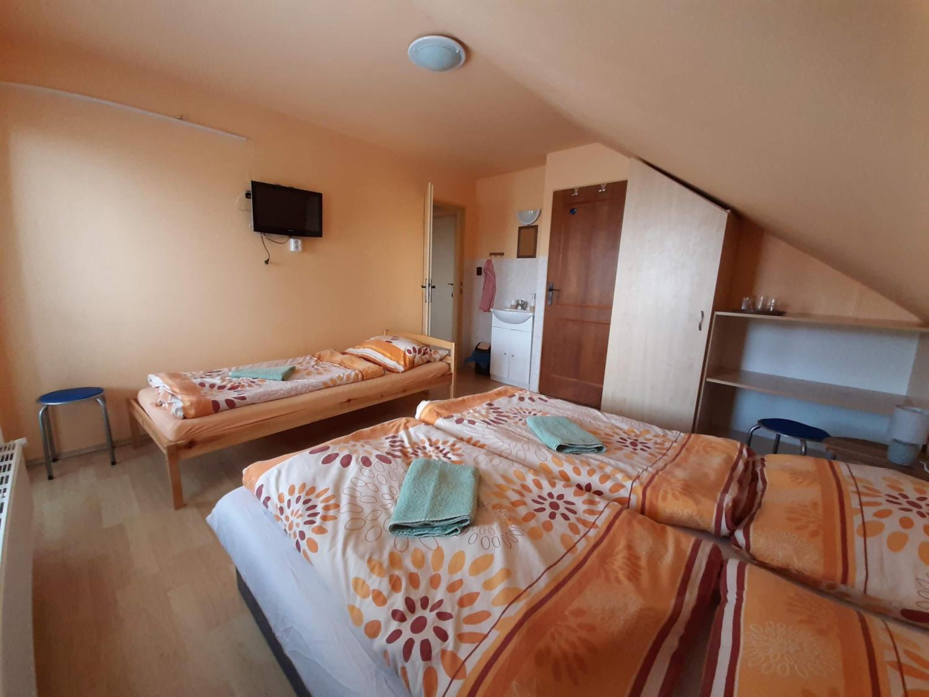 Penzion a Chatový Camp Havraníky u NP Podyjí
