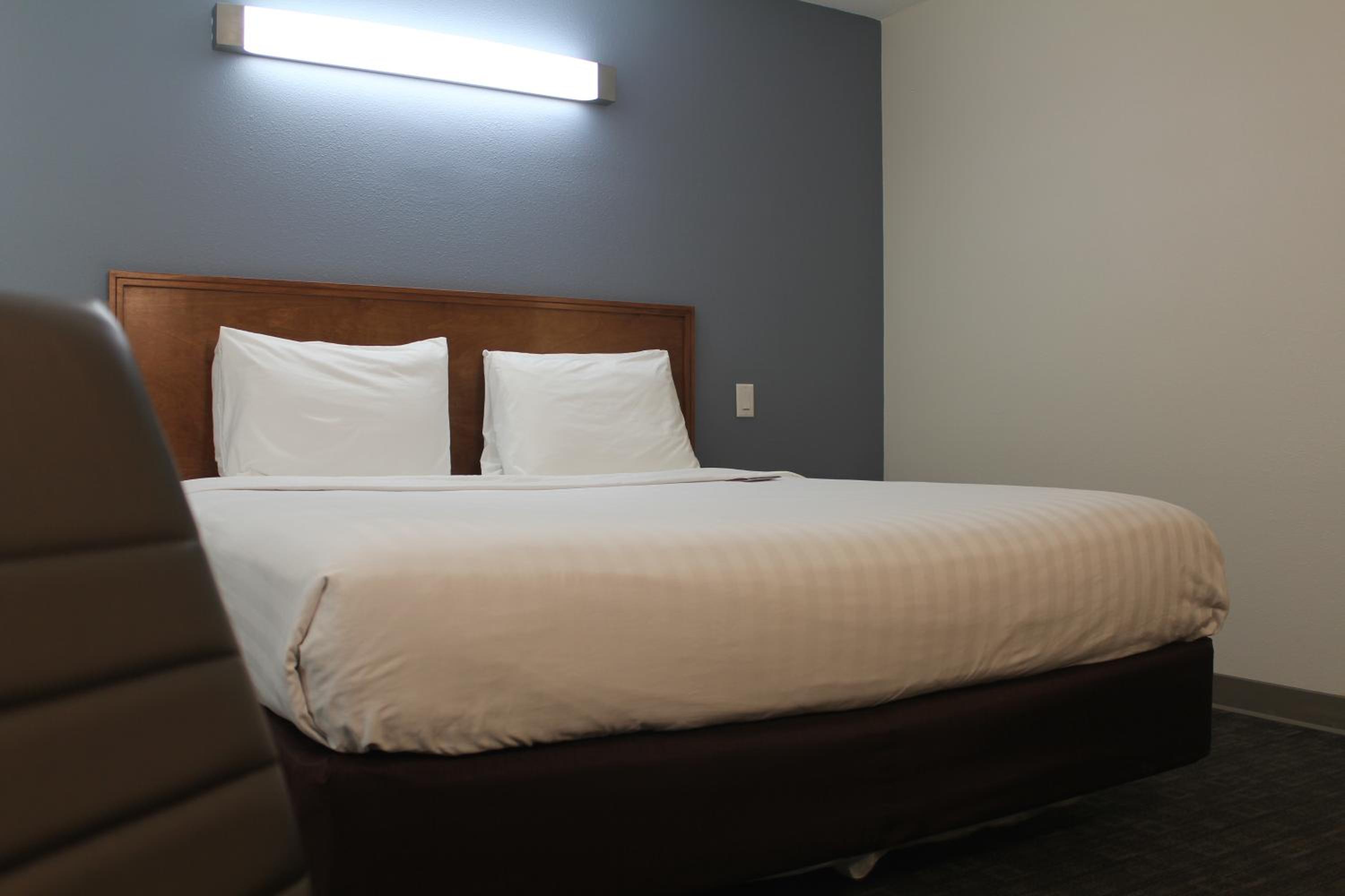 Rohnert Park Vacations - Inn at Rohnert Park - Property Image 2
