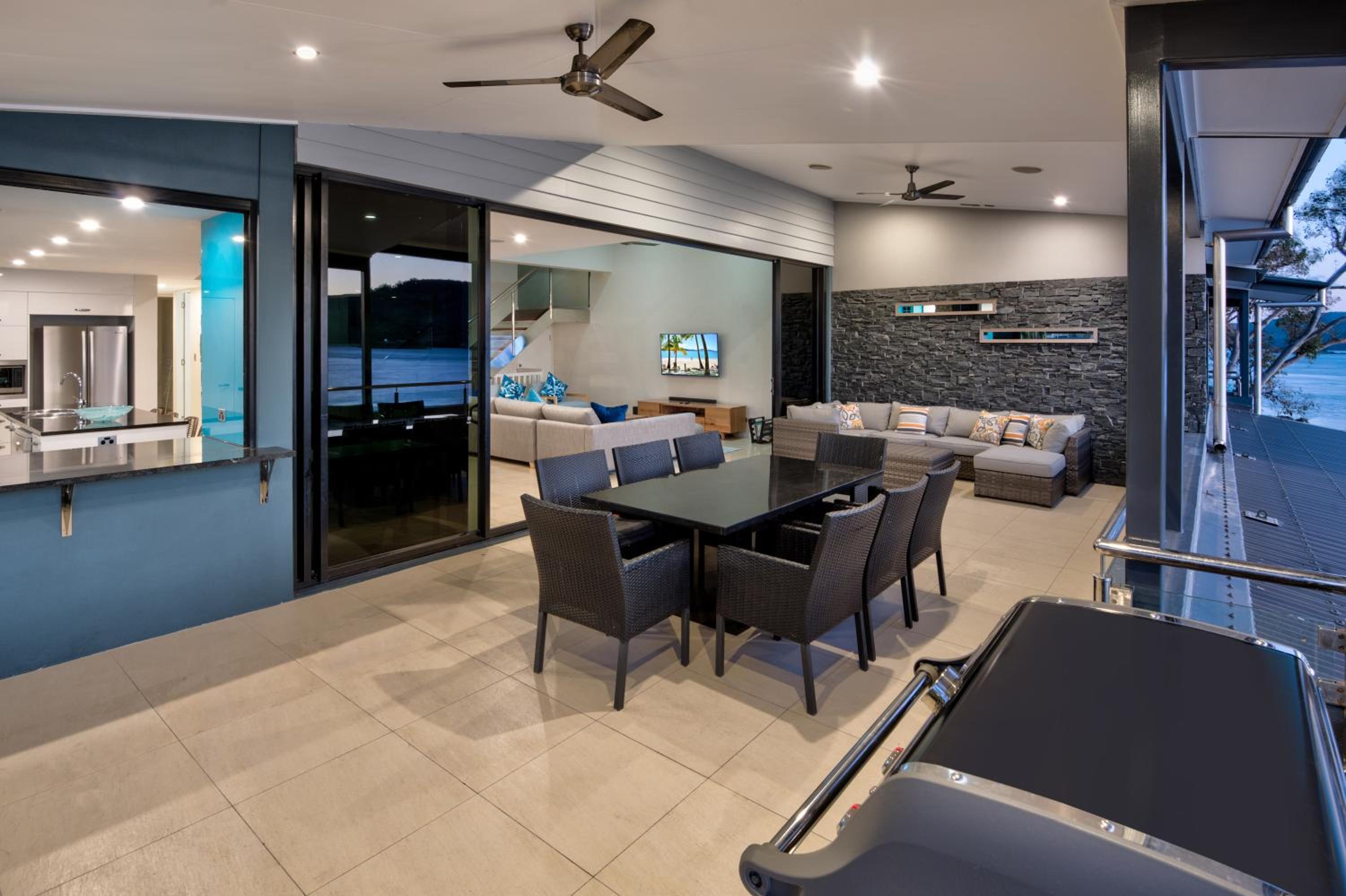 Edge Apartments on Hamilton Island by HIHA