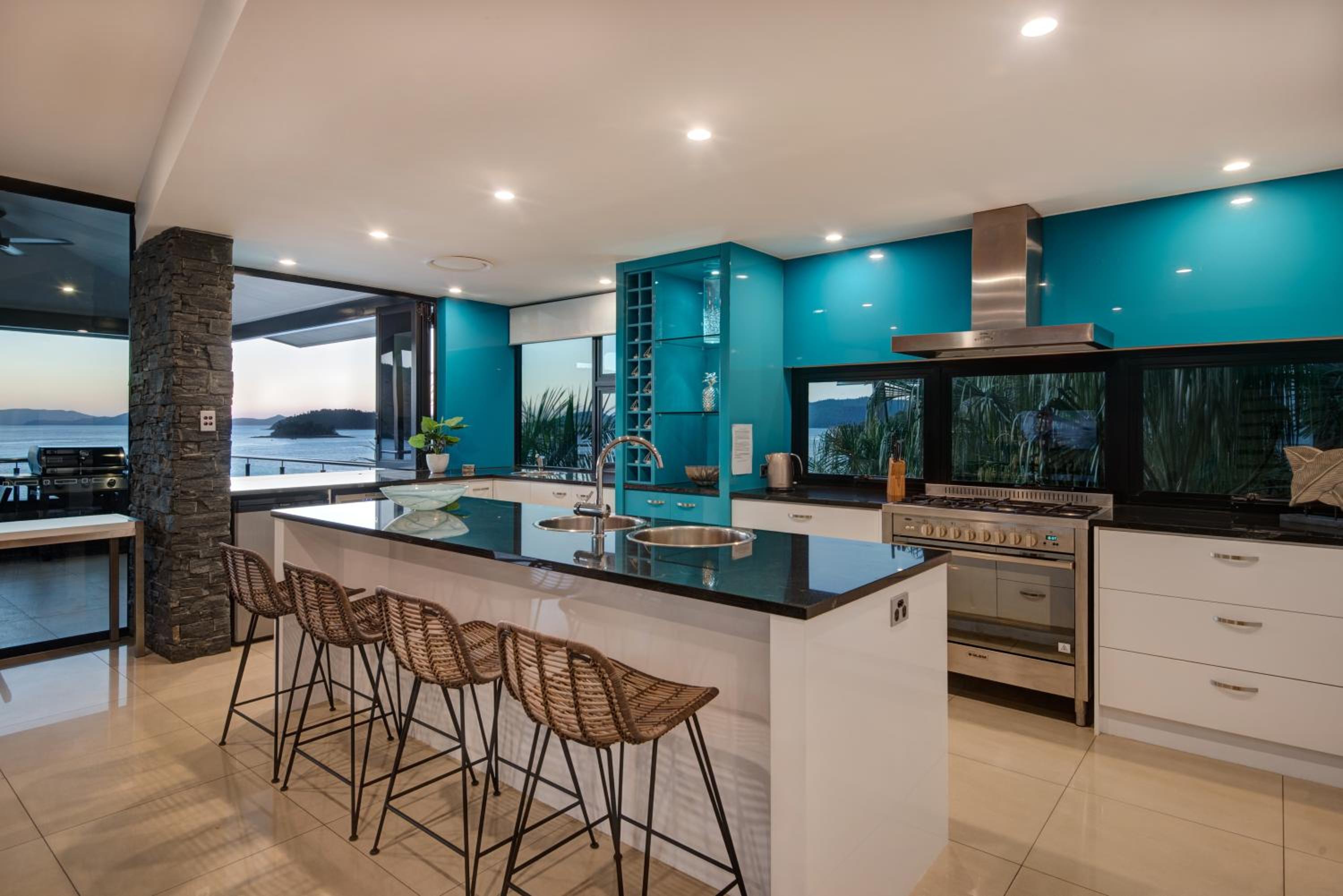 Edge Apartments on Hamilton Island by HIHA