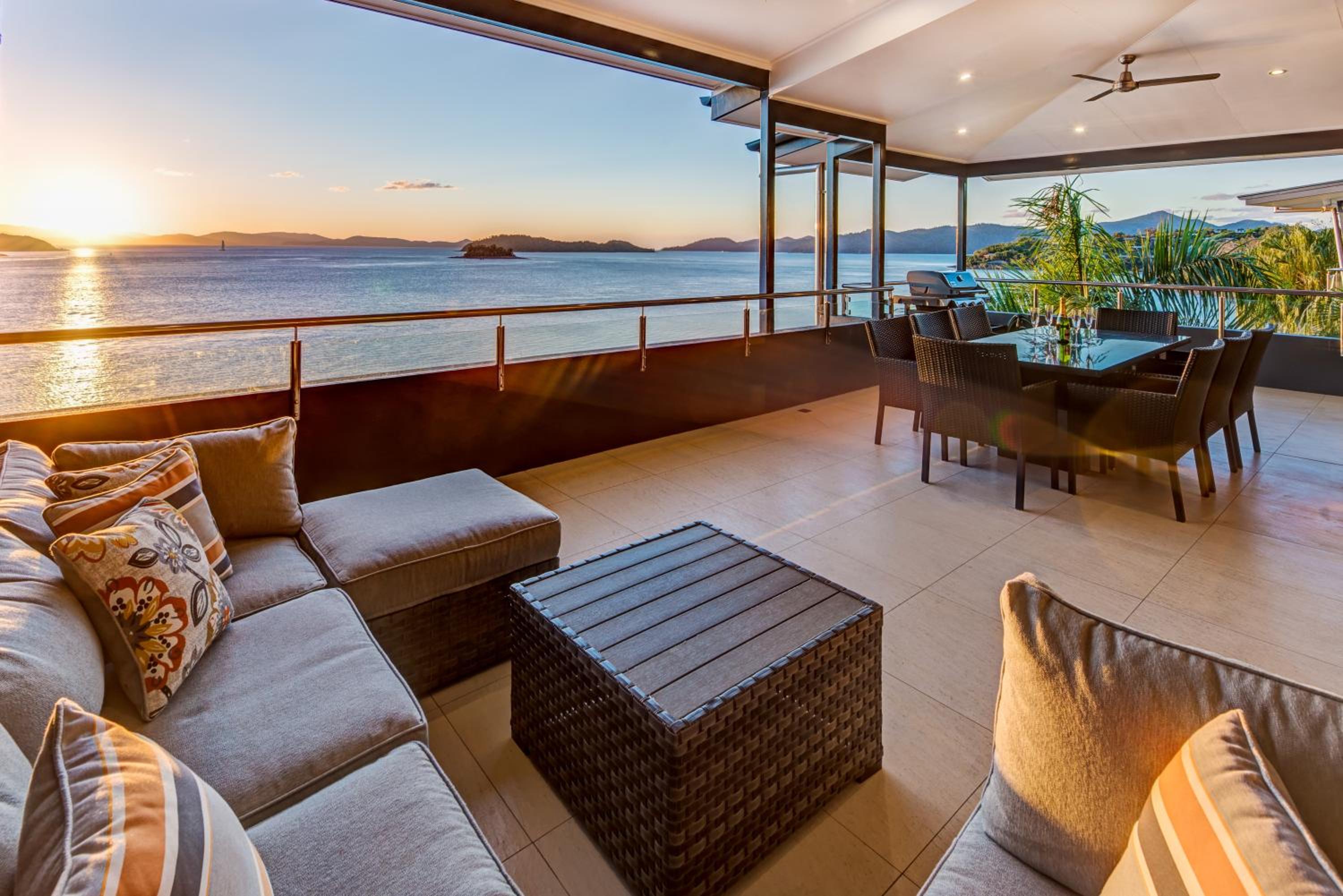 Edge Apartments on Hamilton Island by HIHA