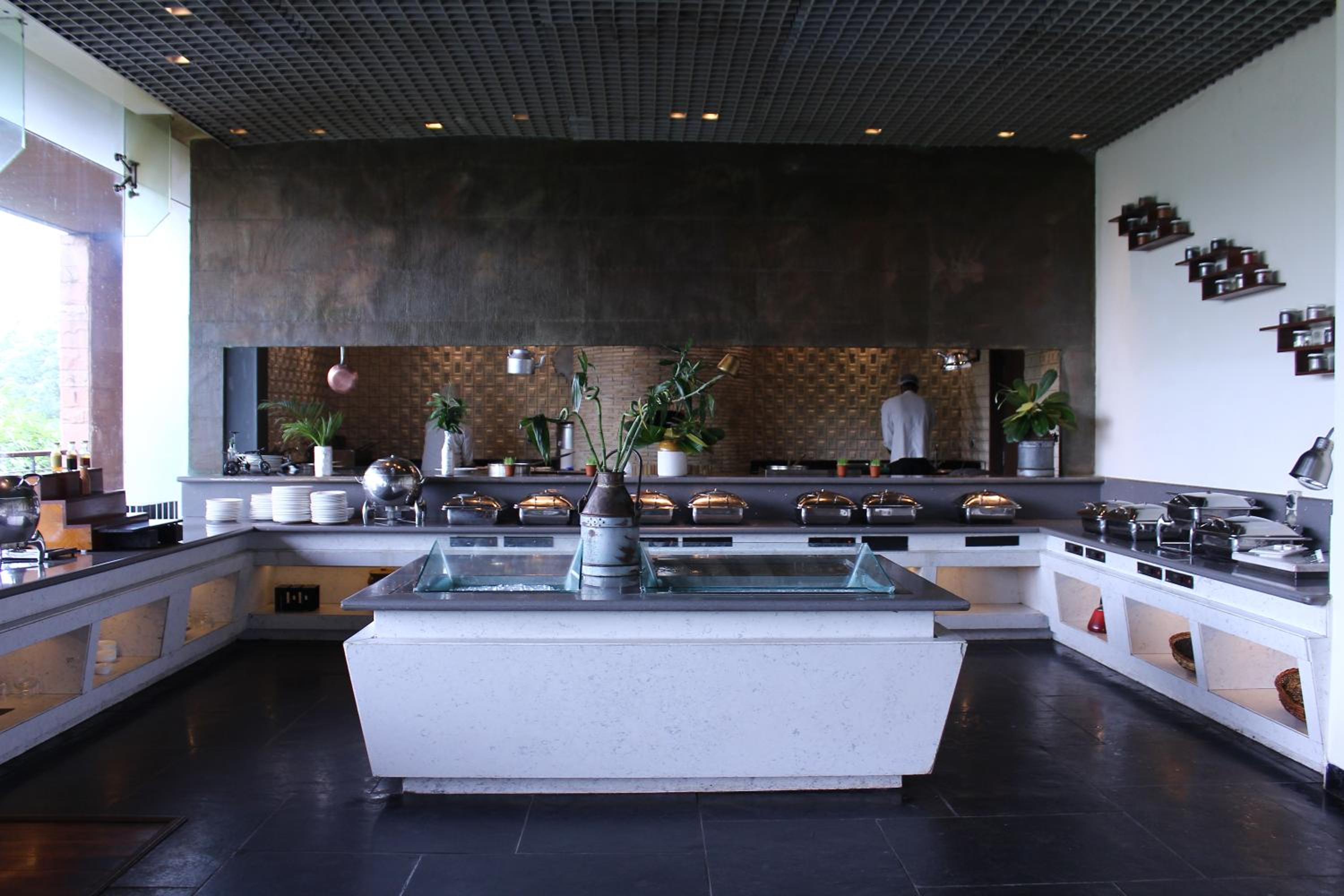 Taj Damdama Lake Resort & Spa, Gurugram