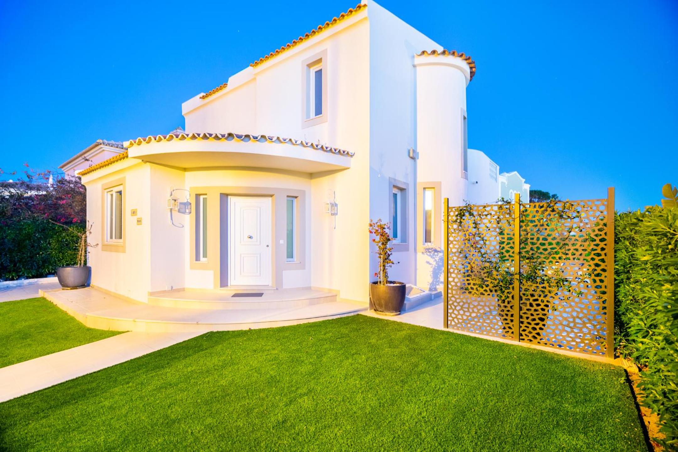 Hotel WHome | Prime Hideaway Luxury Villa - Image 1