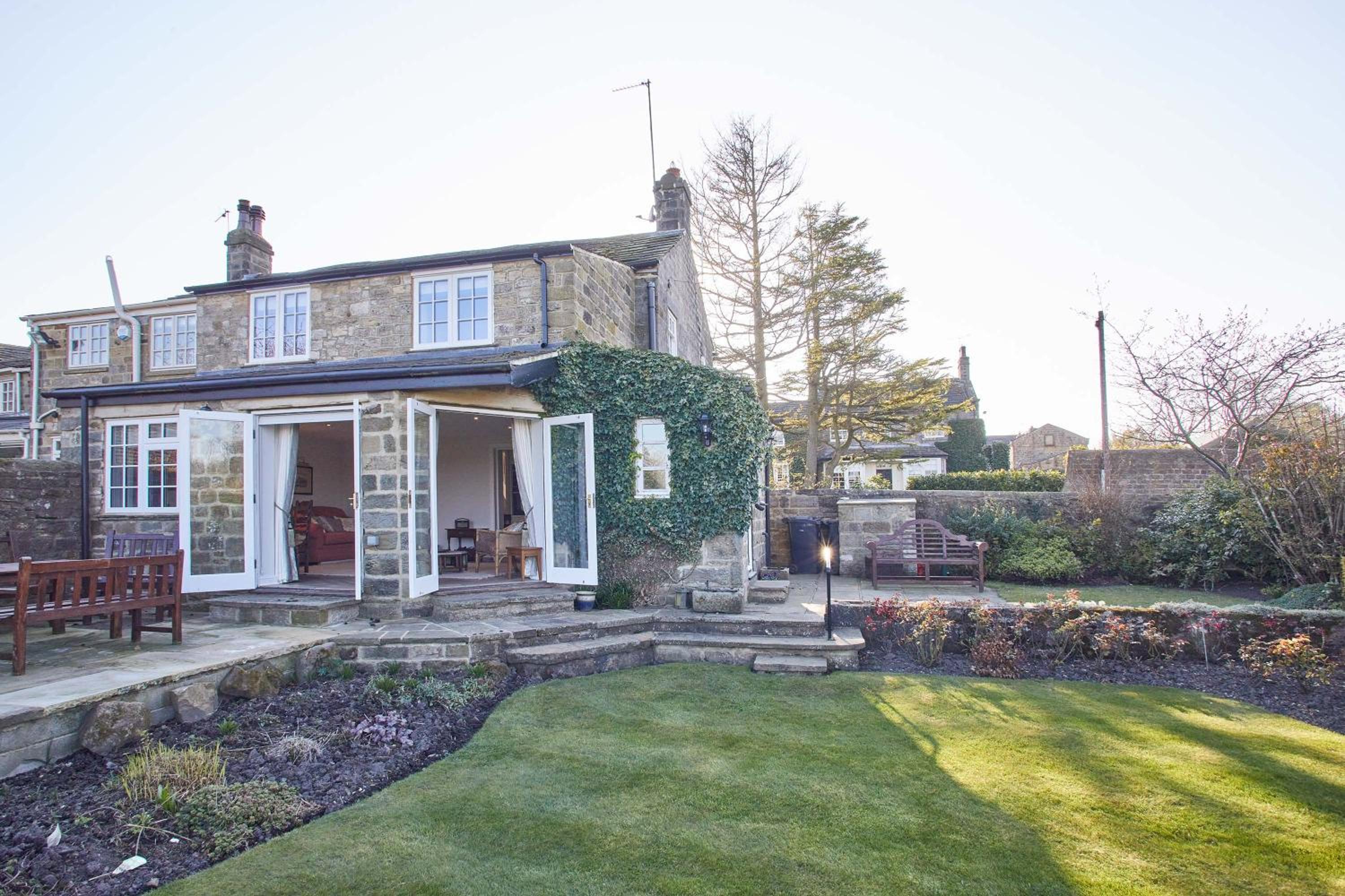 Host & Stay - Tithe Cottage view 4