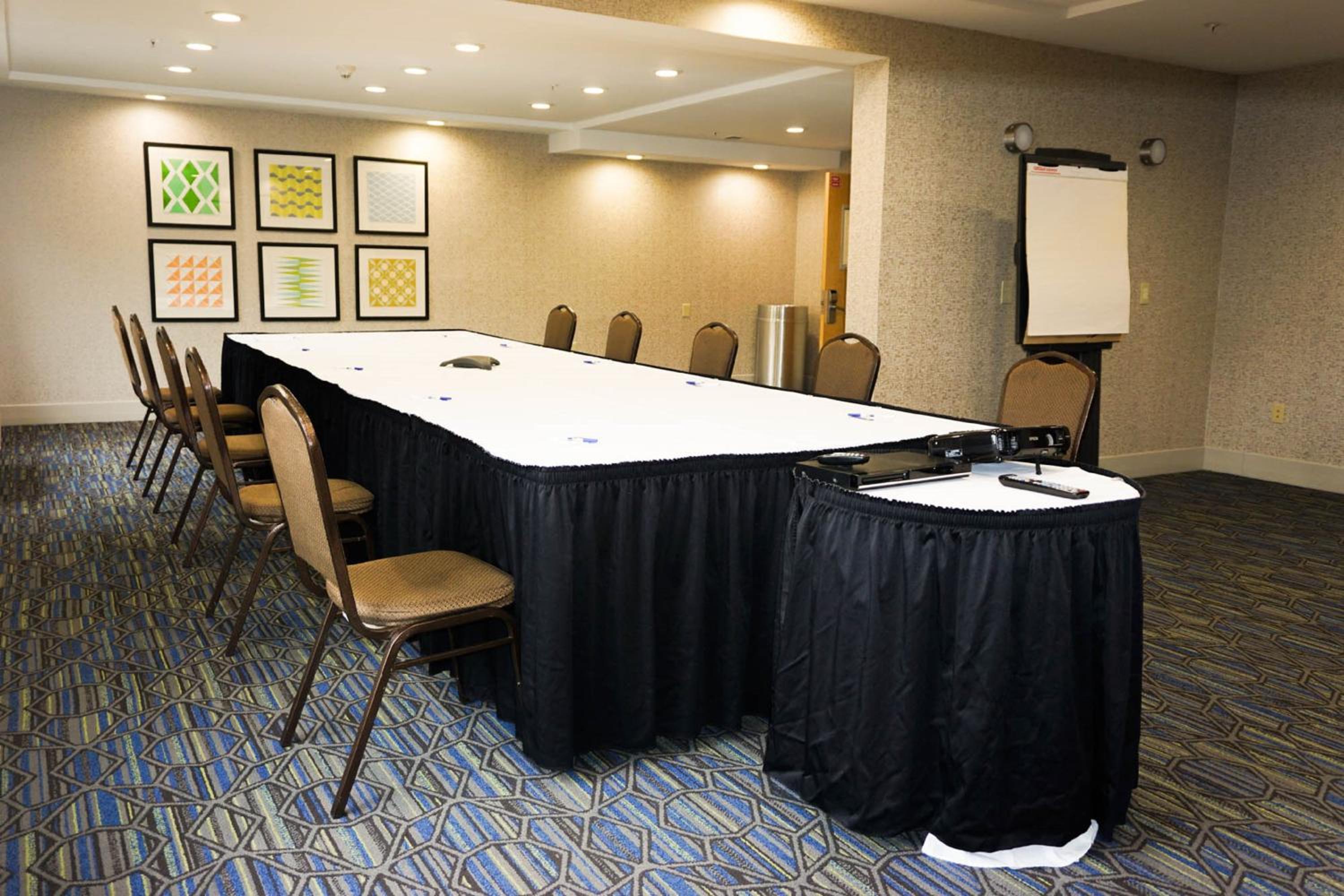 Holiday Inn Express Fremont - Milpitas Central, an IHG Hotel - Property Image 25