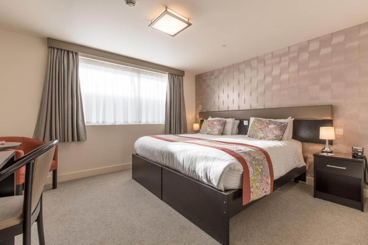 Douglas Vacations - Mannin Hotel - Property Image 3