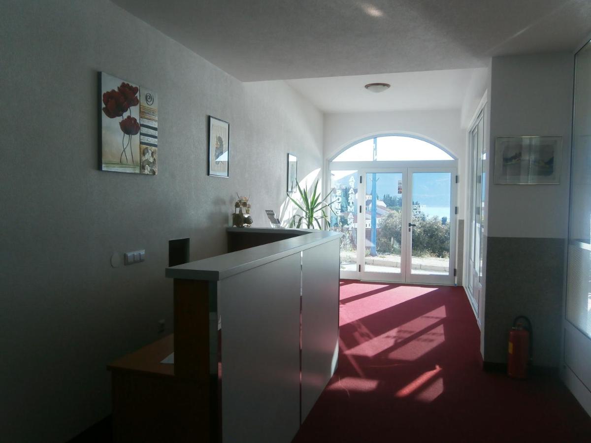 hotel reception