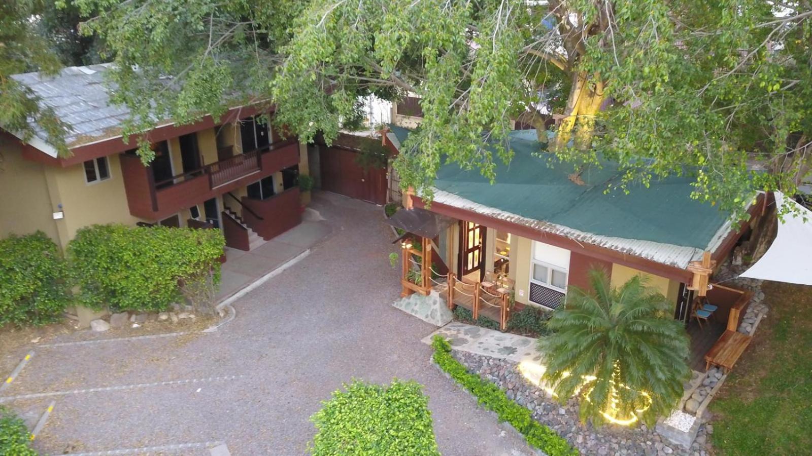 ARANJUEZ LOFTS Santa Ana