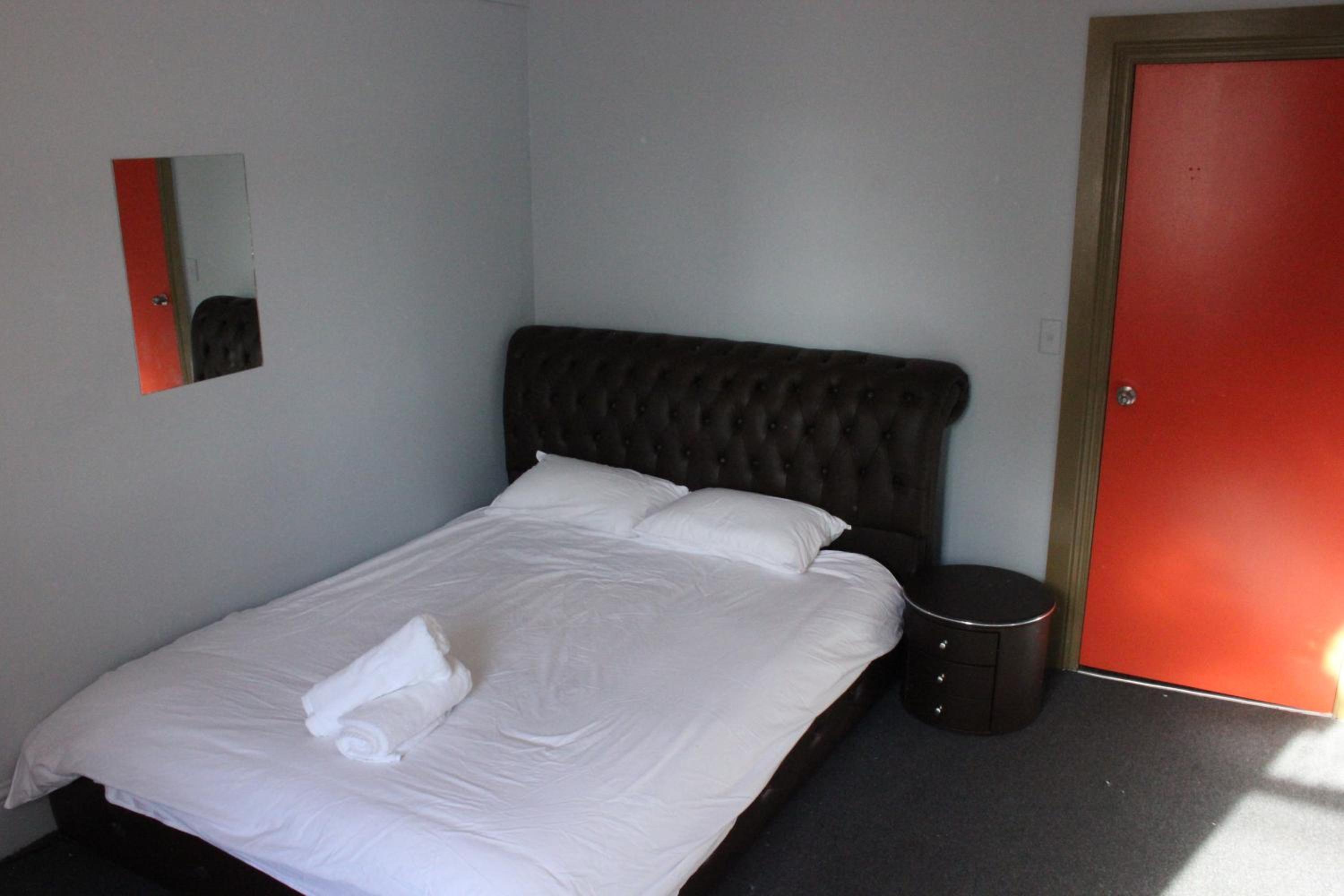 Backpackers Imperial Hotel